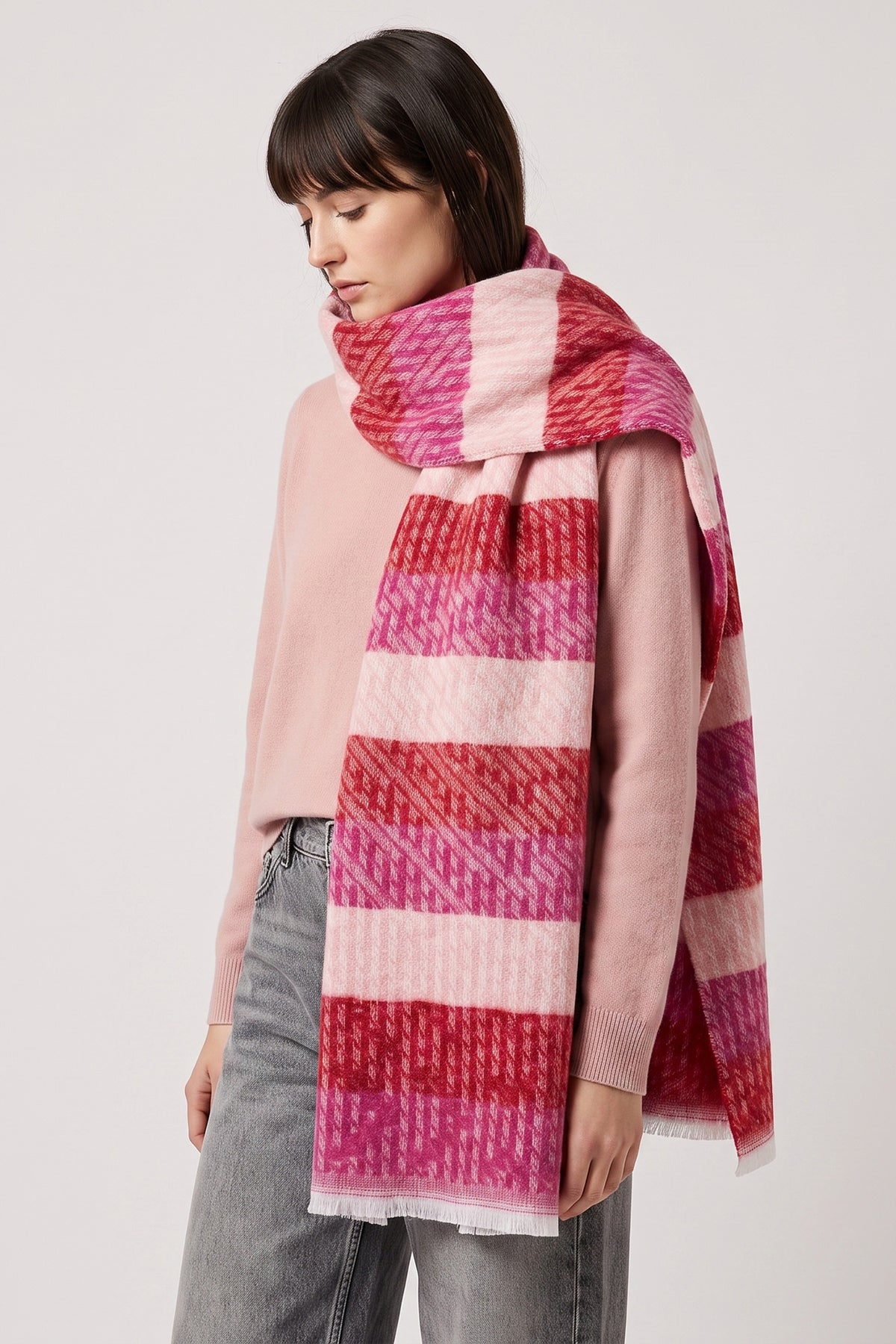 reed-red-pink-stripe-heavyweight-scarf-textured-appearance