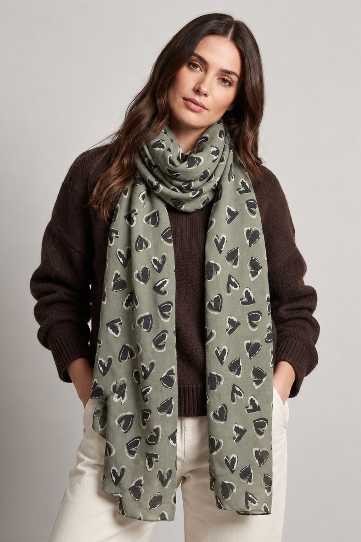 khaki-heart-lightweight-scarf