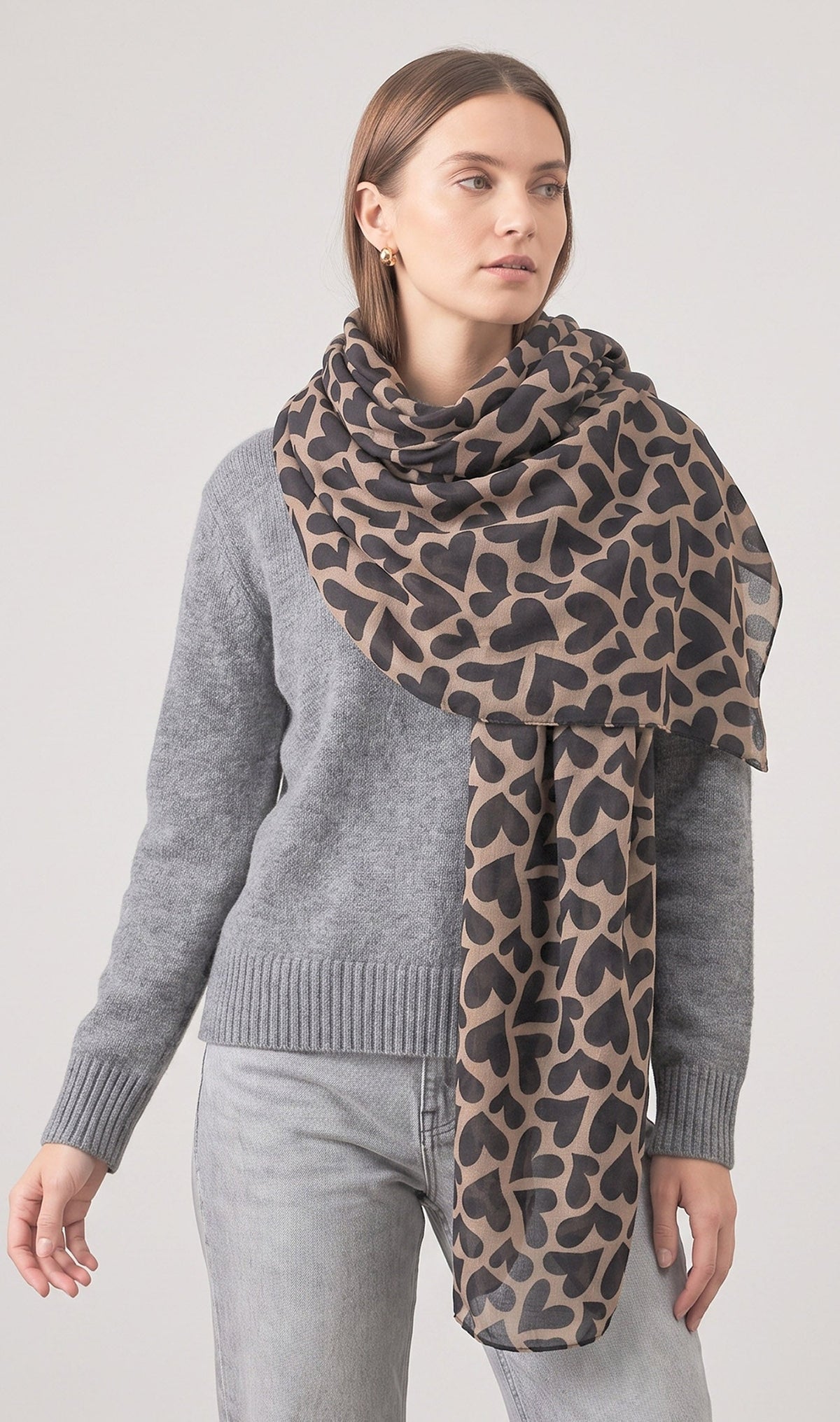 Heart-Print-Lightweight-Scarf-in-Grey