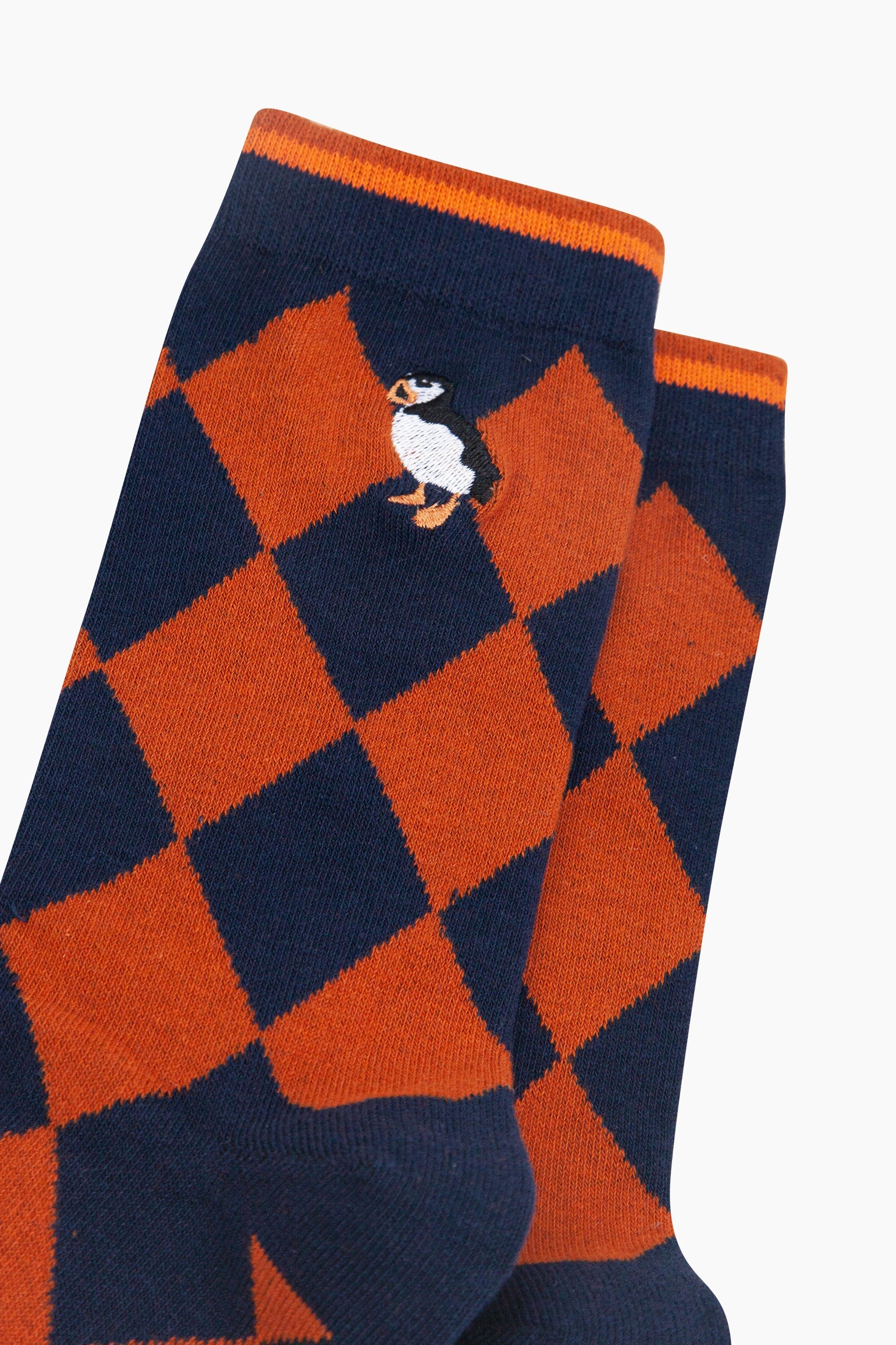 Embroidered-Puffin-Argyle-Combed-Cotton-Socks-in-Navy/Orange-Closeup