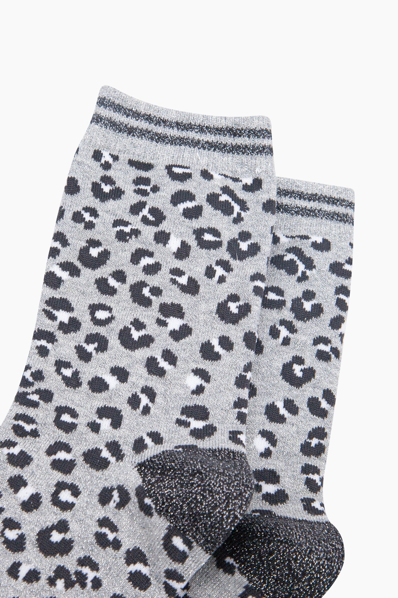 Leopard-Print-Combed-Cotton-Glitter-Socks-in-Grey-Closeup
