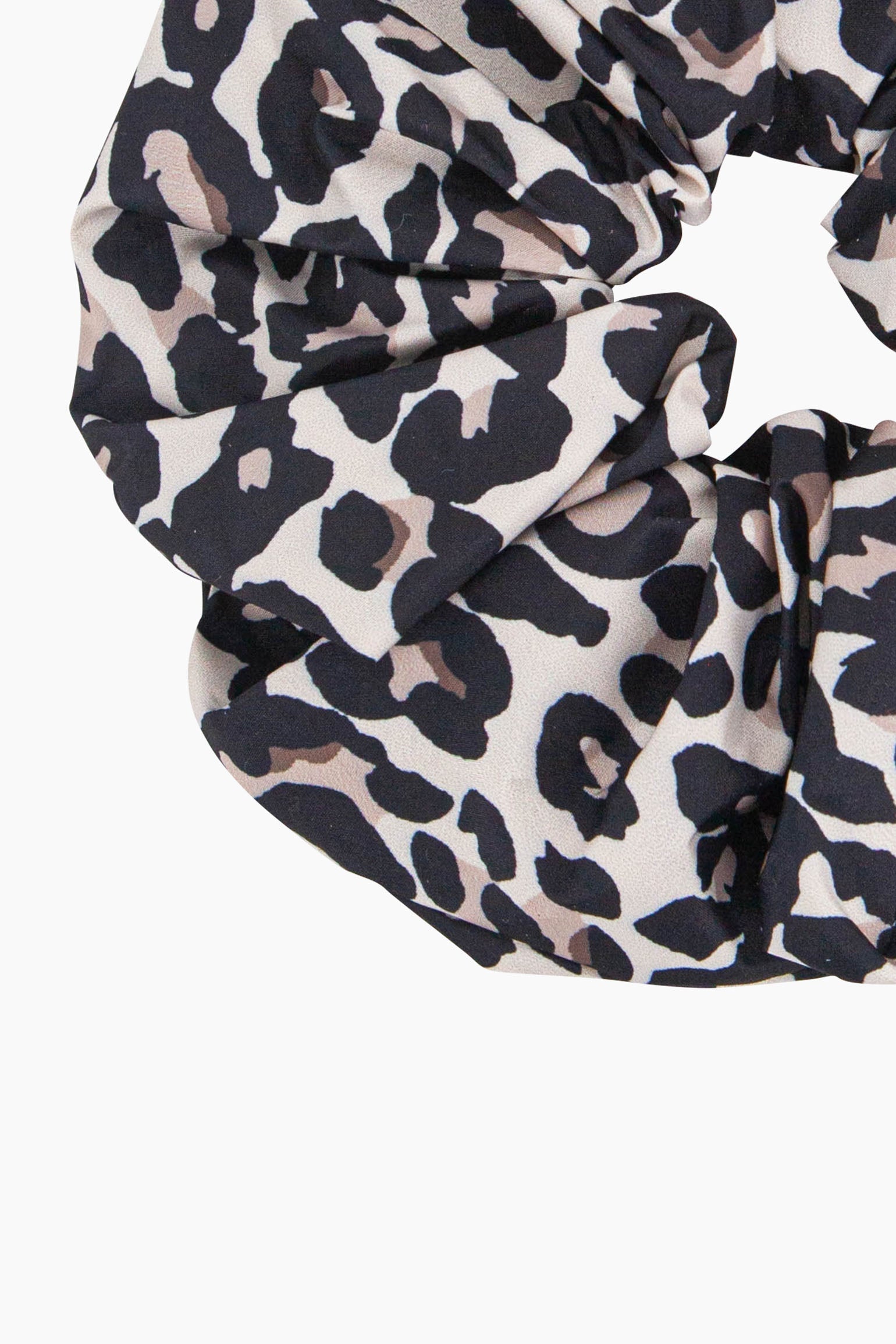 dakota-large-hair-scrunchie-neutral-leopard-print-close-up