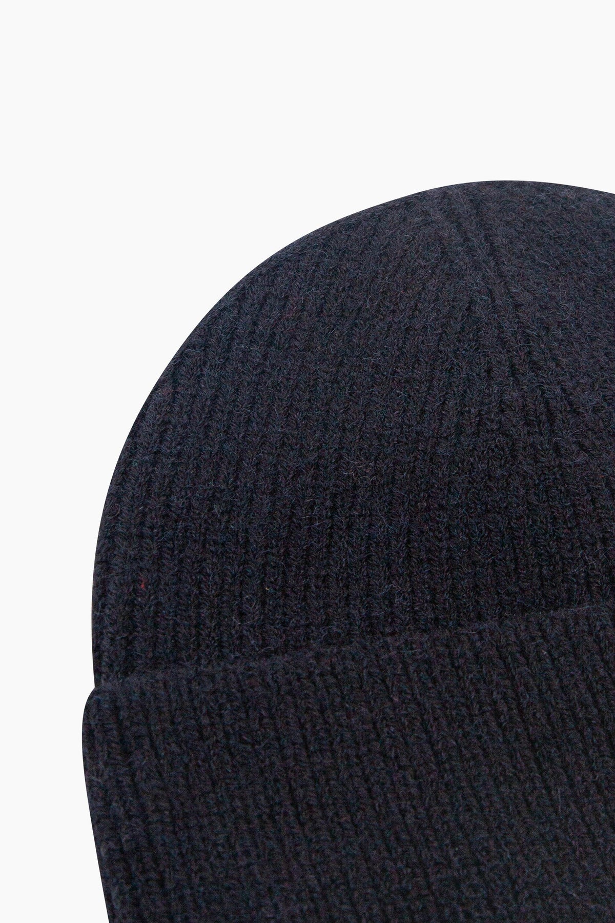 Leopard-Print-Beanie-Hat-in-Black