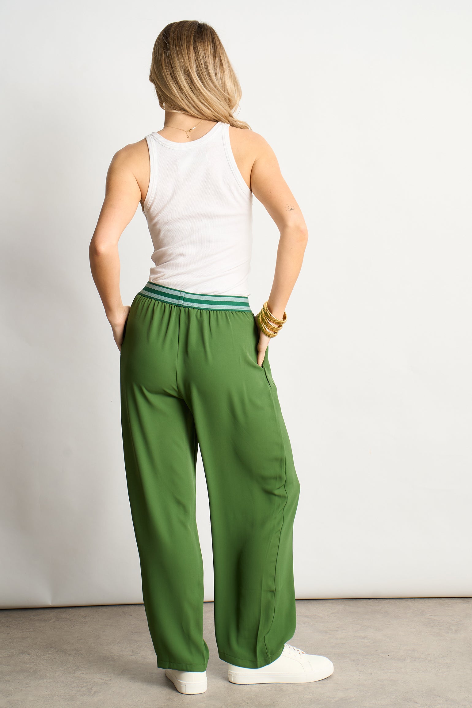 amber-wide-leg-trousers-khaki-striped-waistband