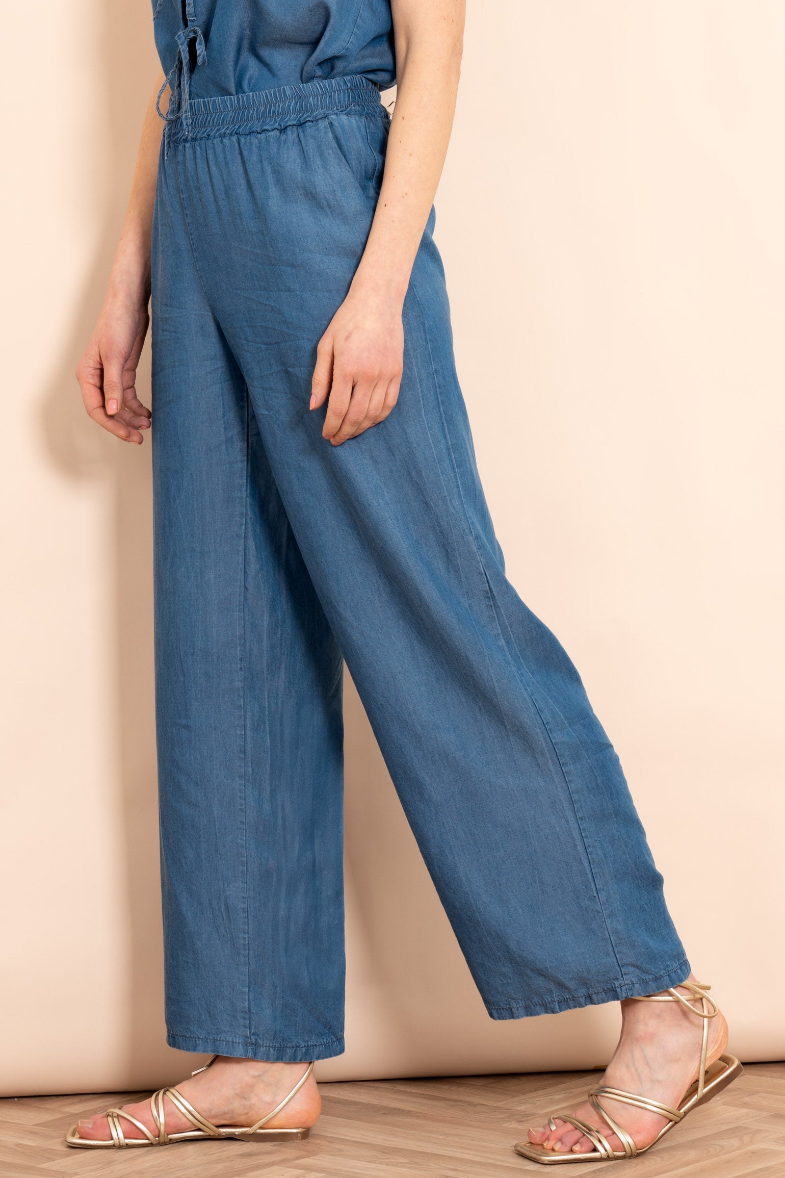 ezra-wide-leg-trousers-blue-chambray-side-view