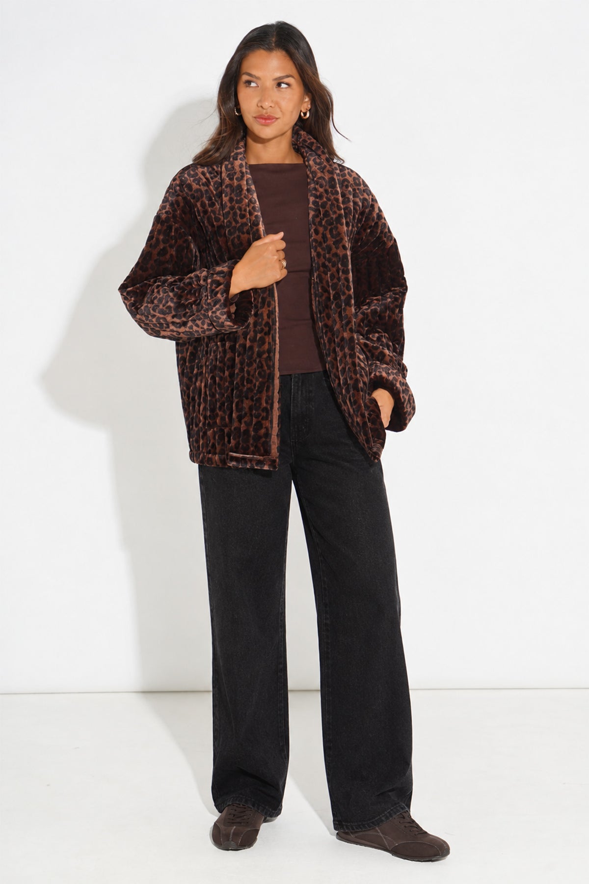 Velvet-Leopard-Print-Kimono-Jacket-in-Brown