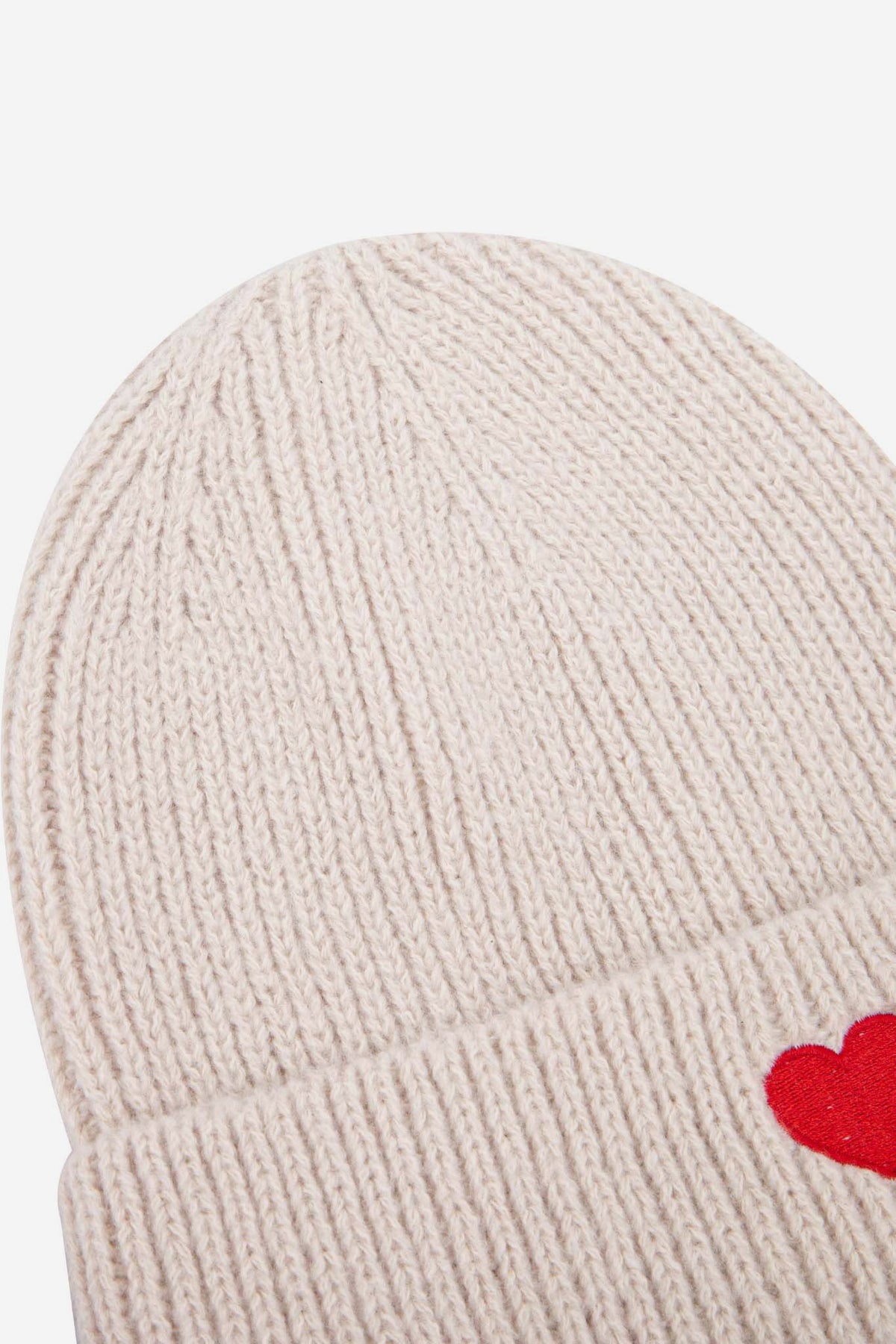 austin-cream-red-heart-embroidered-beanie-hat-close-up-knitted