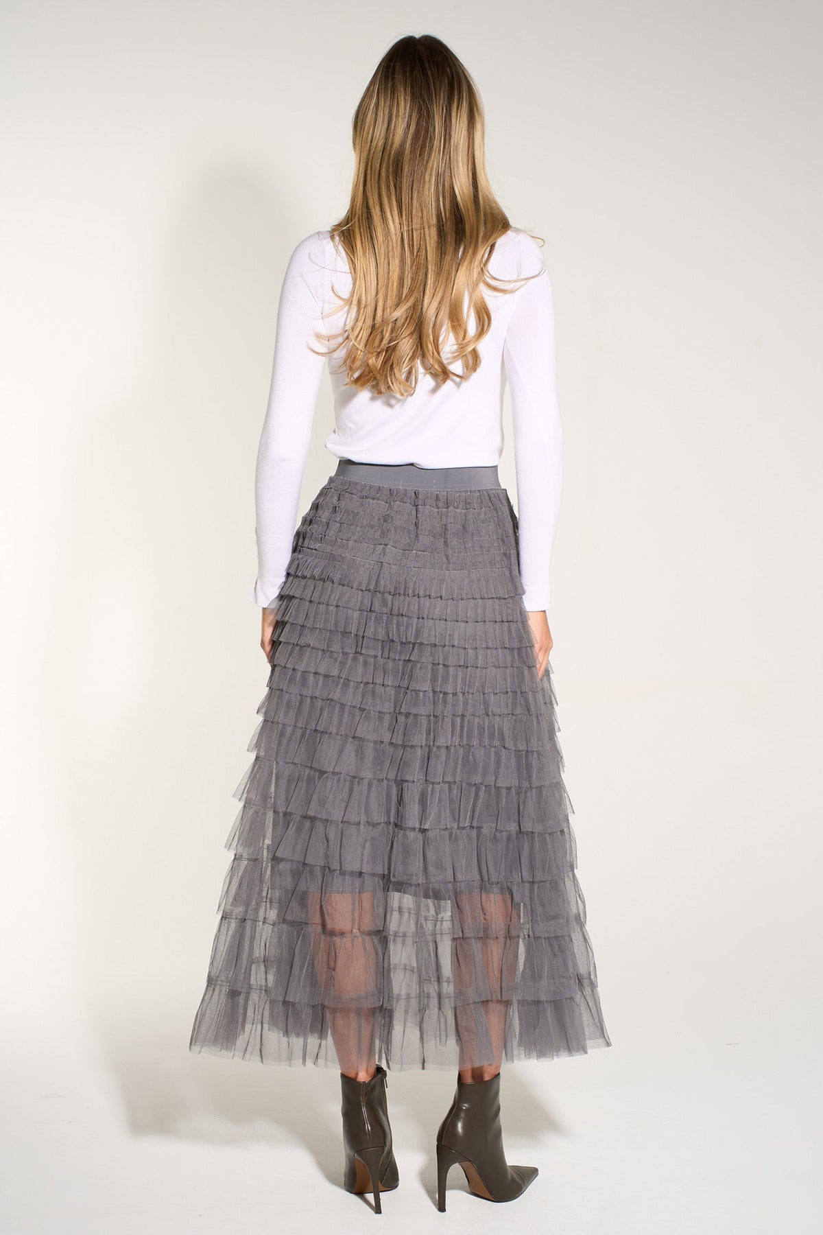 Plain-Cake-Tulle-Maxi-Skirt-in-Dark-Grey