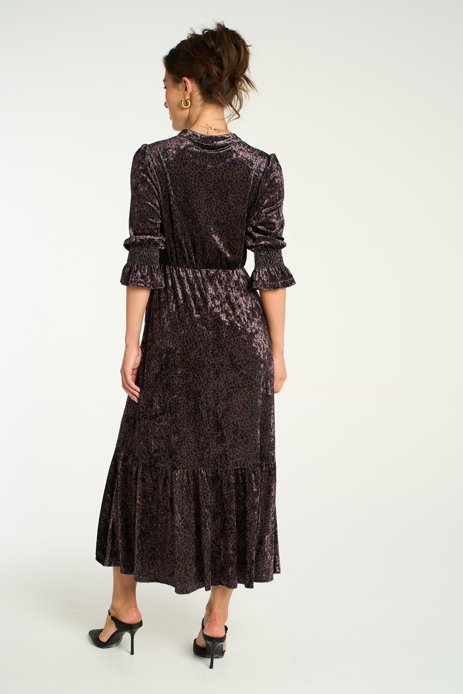 v-neck-midaxi-dress-brown-velvet-leopard