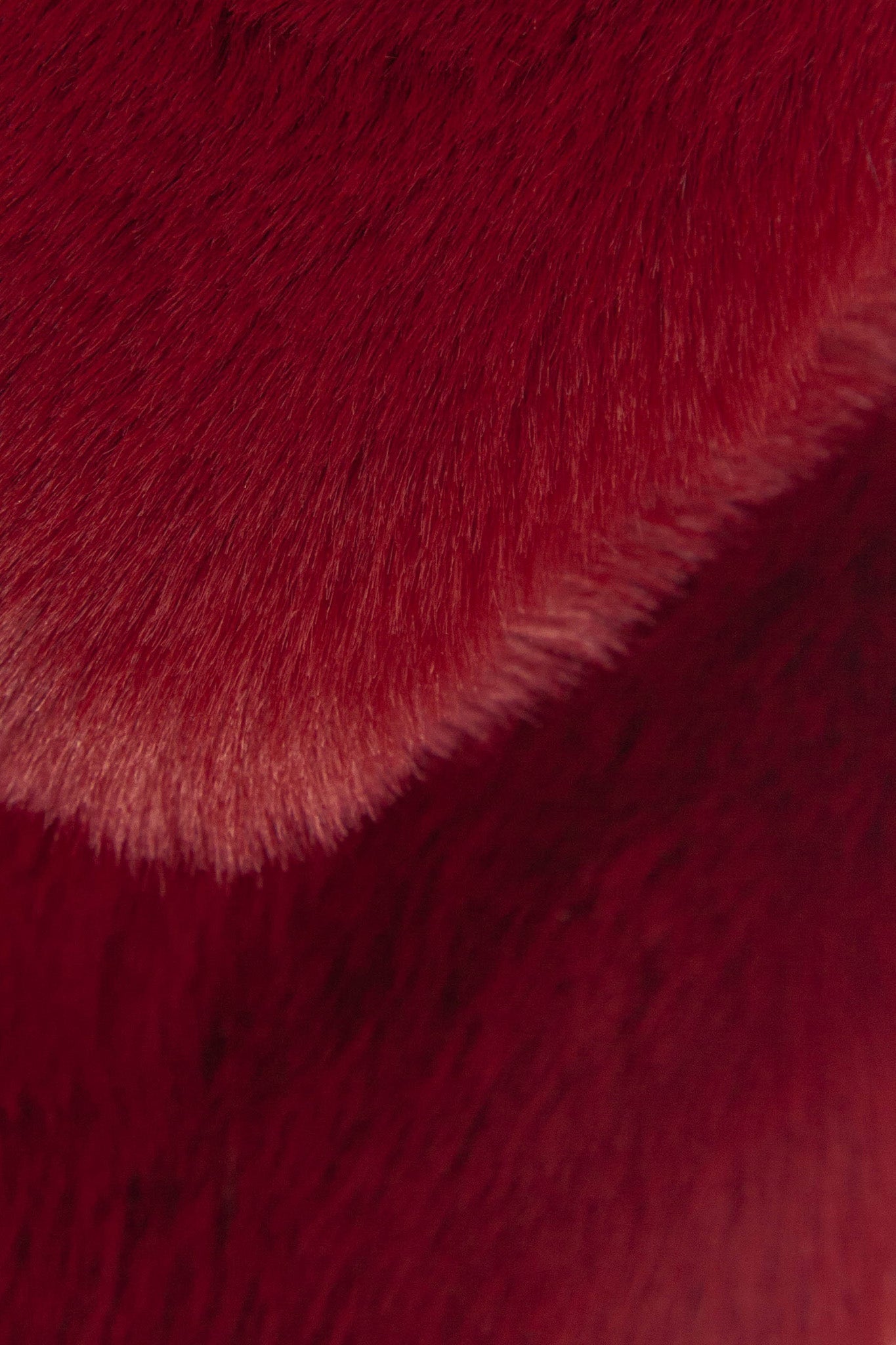 faux-fur-tuck-scarf-berry-close-up