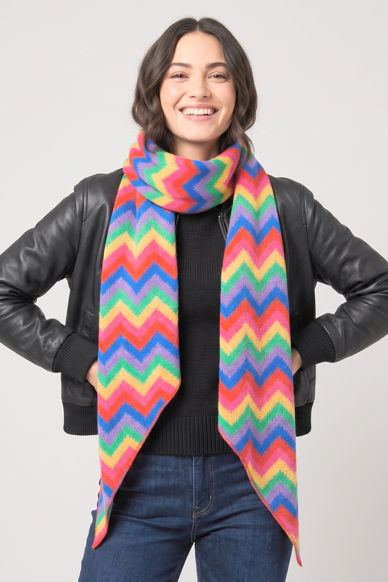 bobbie-multi-colour-zig-zag-heavyweight-scarf-rainbow-stripe