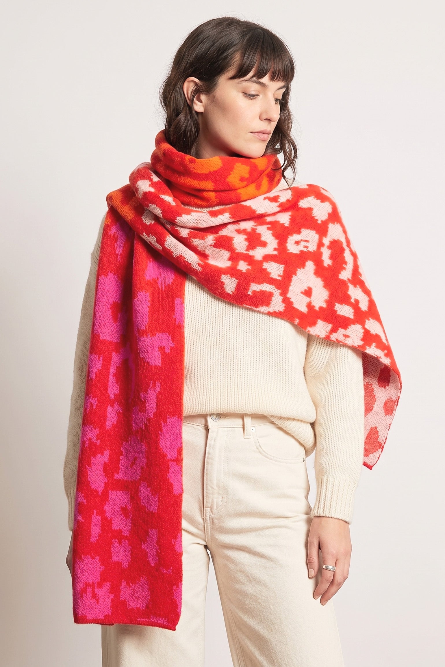 kyra-red-leopard-heavyweight-scarf-colourblock-pattern