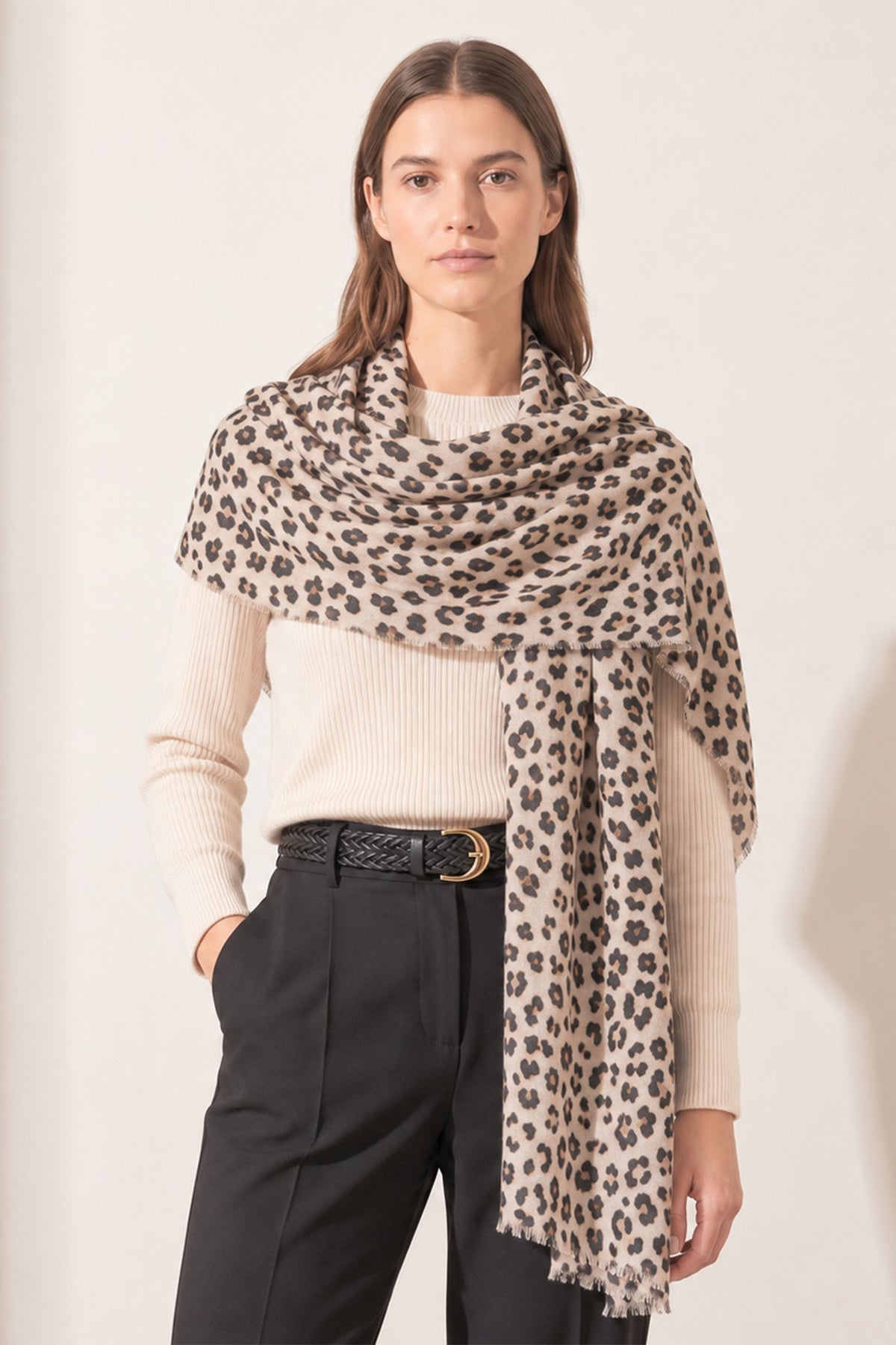 white-leopard-lightweight-scarf