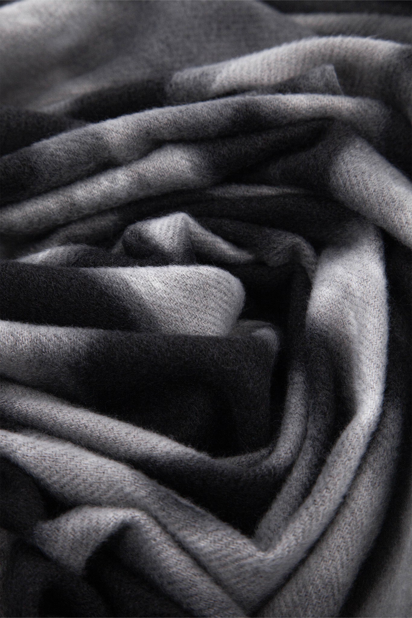 Lois Grey Leopard Lightweight Scarf