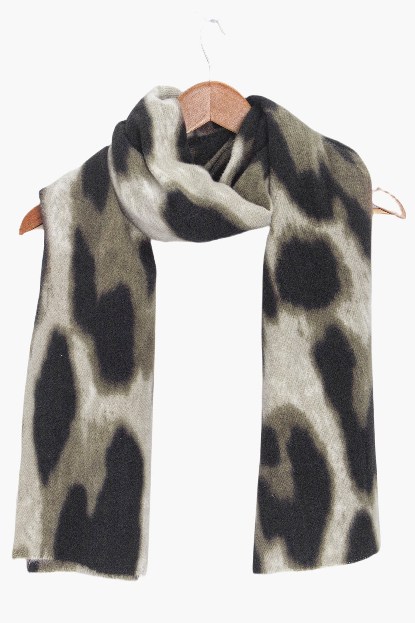 lois-khaki-leopard-lightweight-scarf-folded
