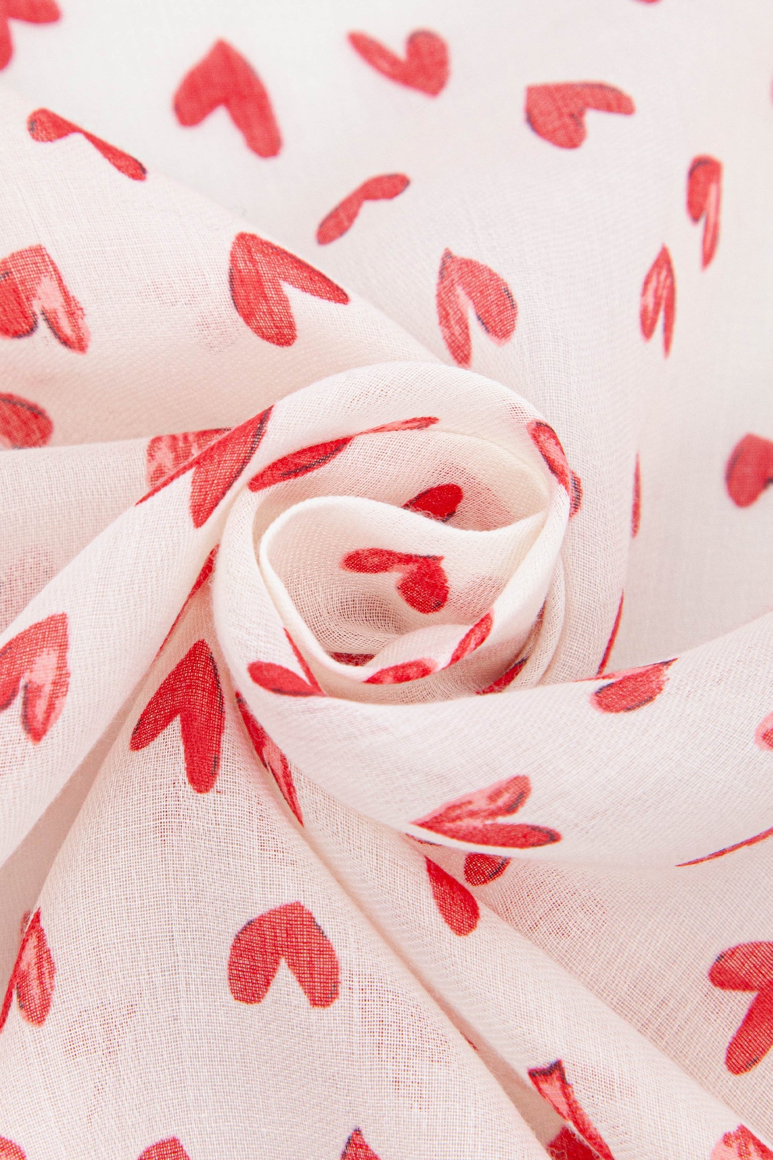 Heart-Print-Lightweight-Scarf-in-White/Red-Closeup