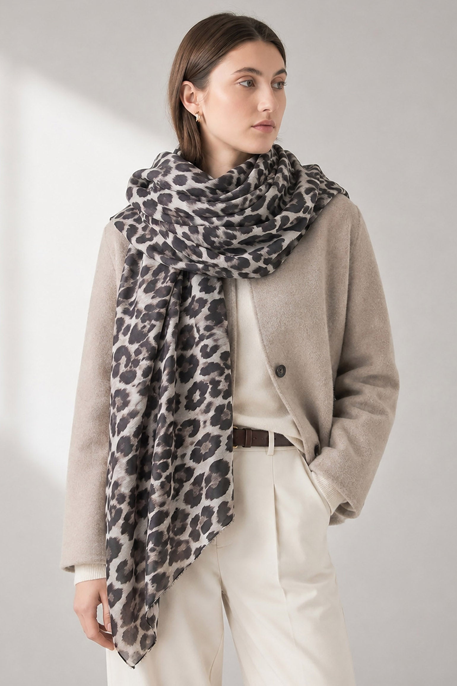 Large-Leopard-Print-Lightweight-Scarf-in-Grey