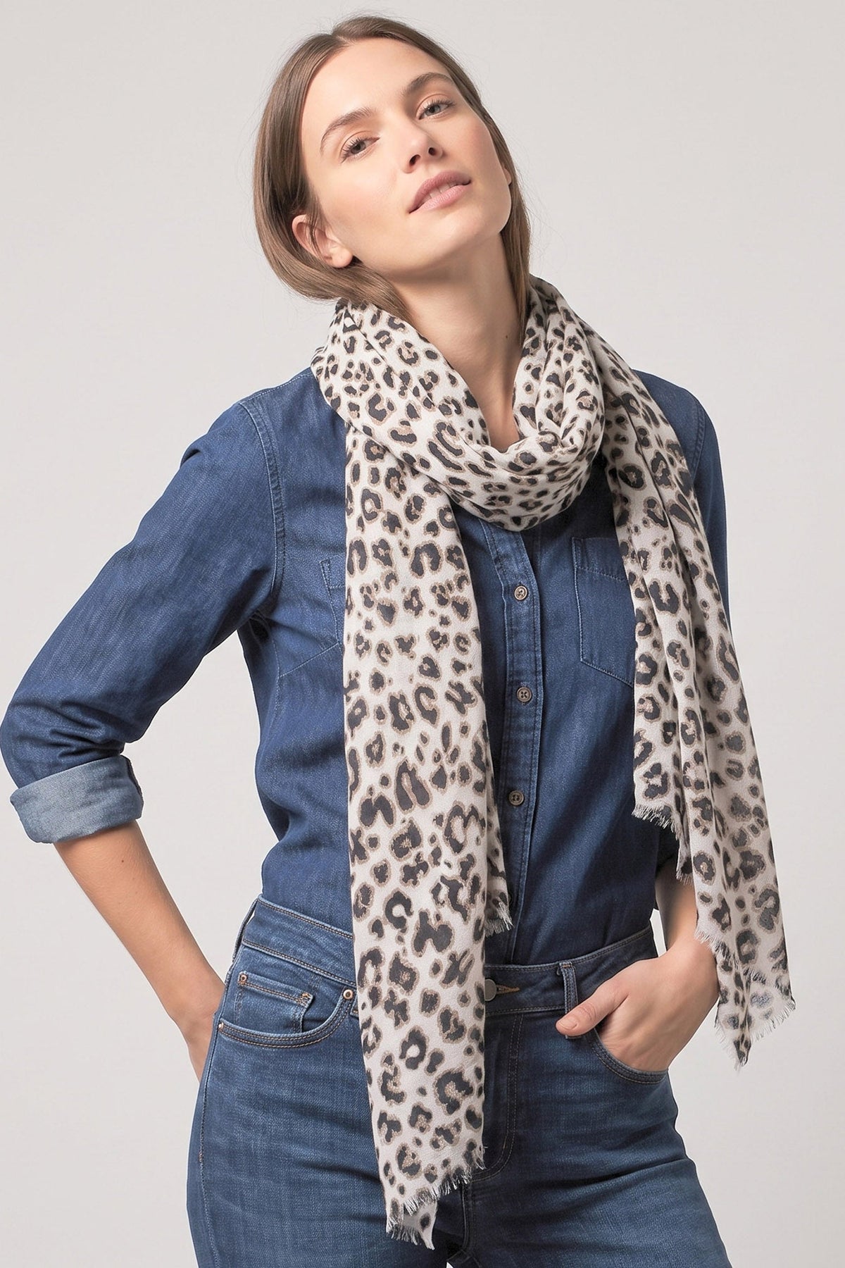 Sketched-Leopard-Print-Lightweight-Scarf-in-Cream