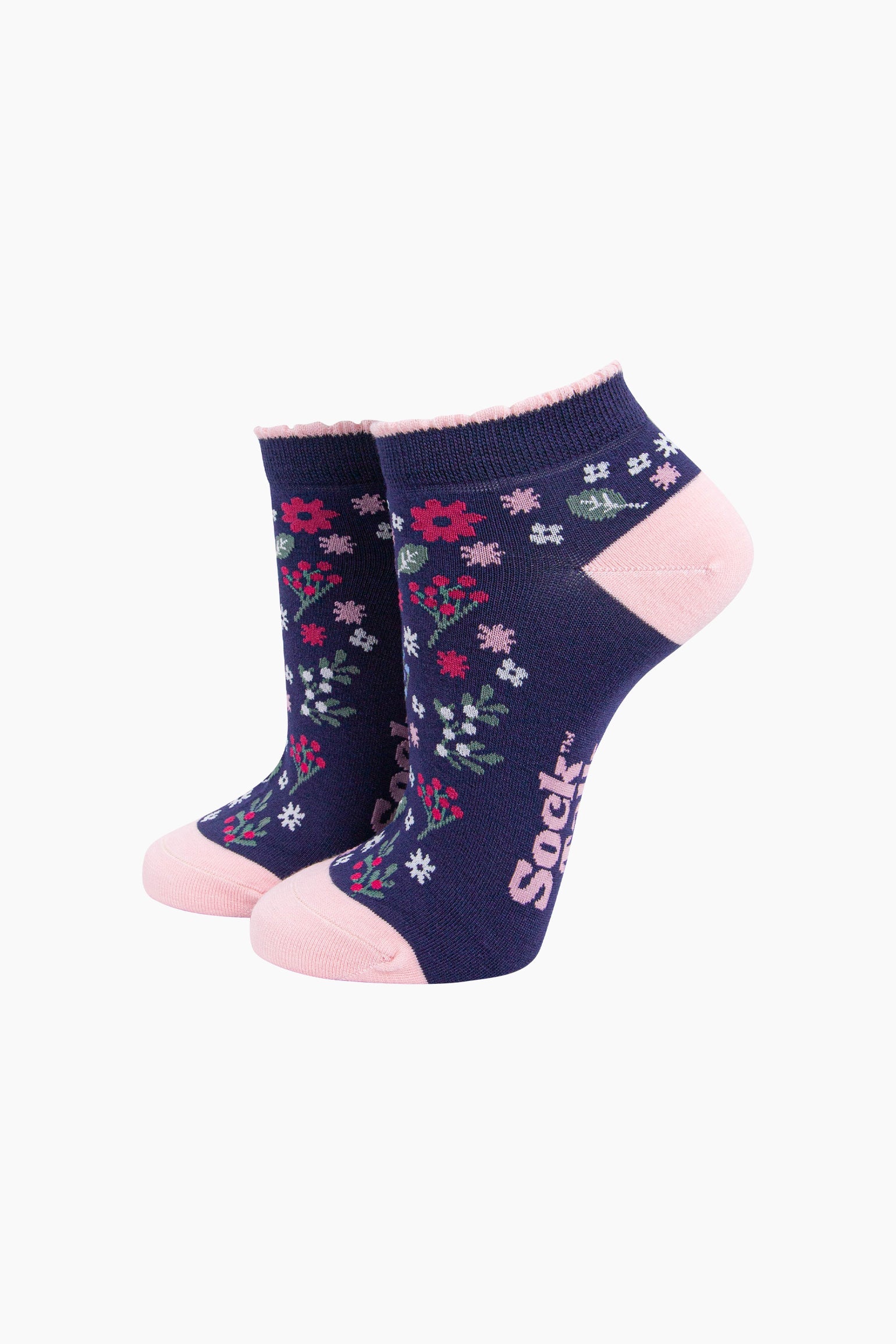 Wildflowers-Bamboo-Trainer-Socks-in-Navy-Blue-Mannequin