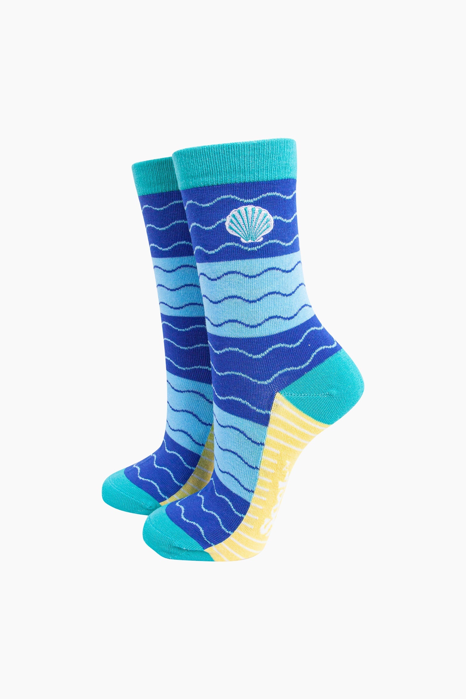 Embroidered-Scallop-Shell-Combed-Cotton-Socks-in-Blue-Mannequin