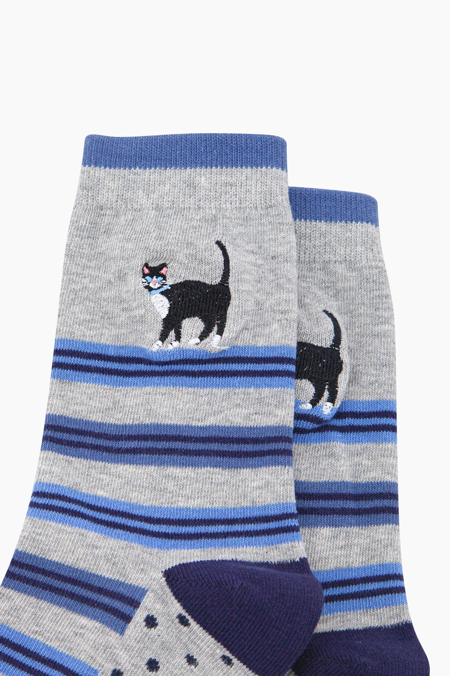 Embroidered-Cat-Combed-Cotton-Socks-in-Grey-Closeup
