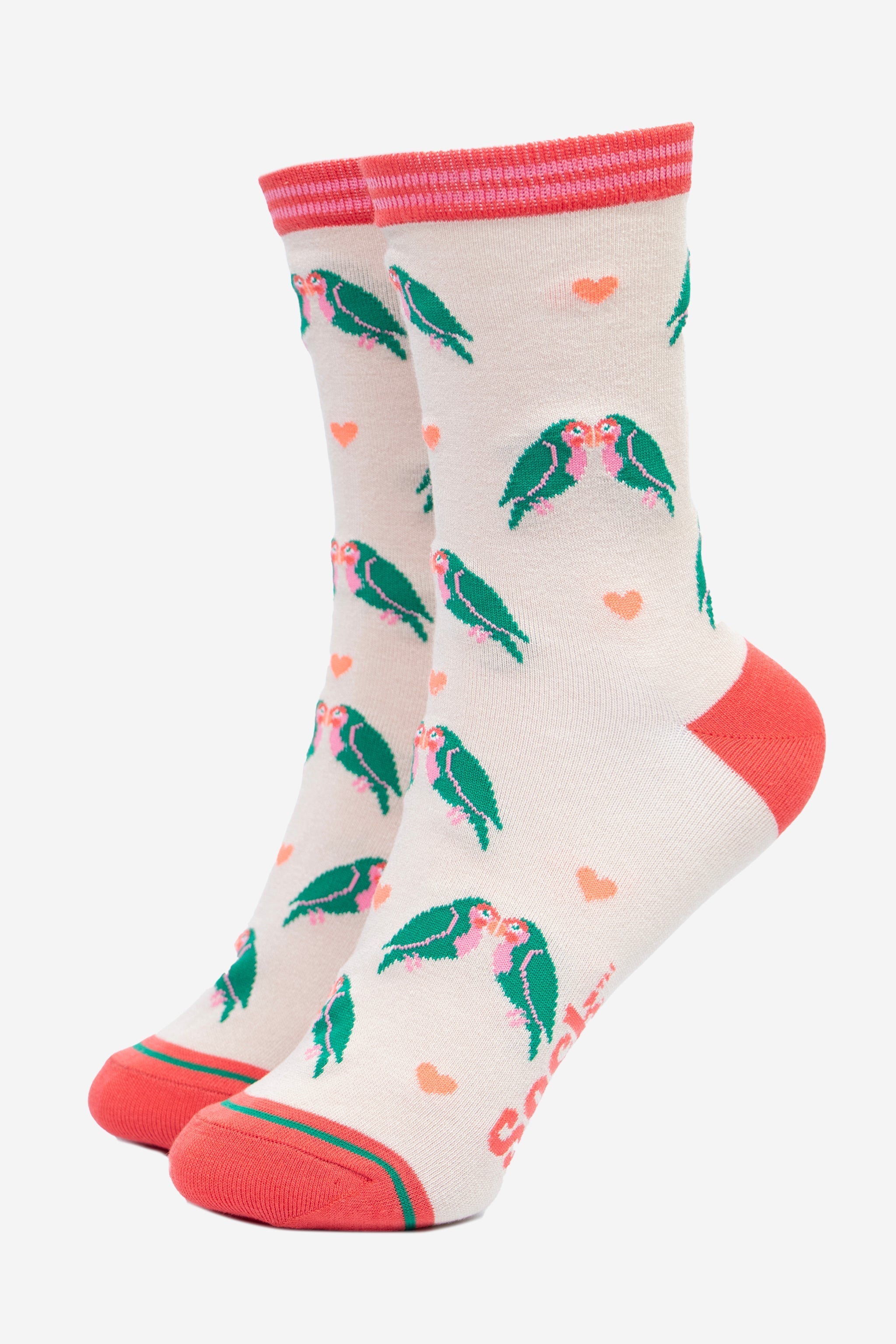 womens-socks-gift-box-cream-love-birds-hearts