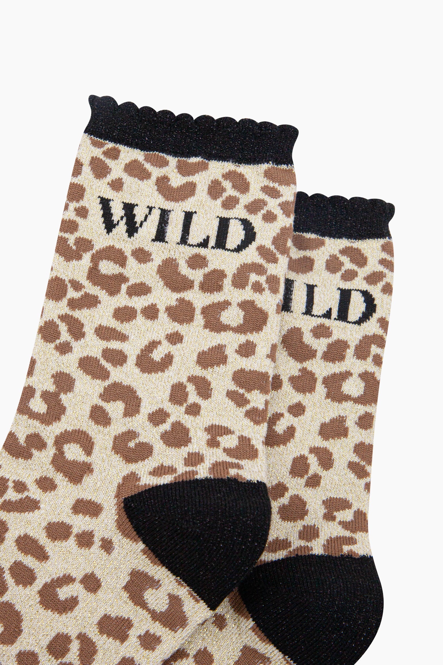Wild-Leopard-Combed-Cotton-Glitter-Socks-in-Cream-Closeup