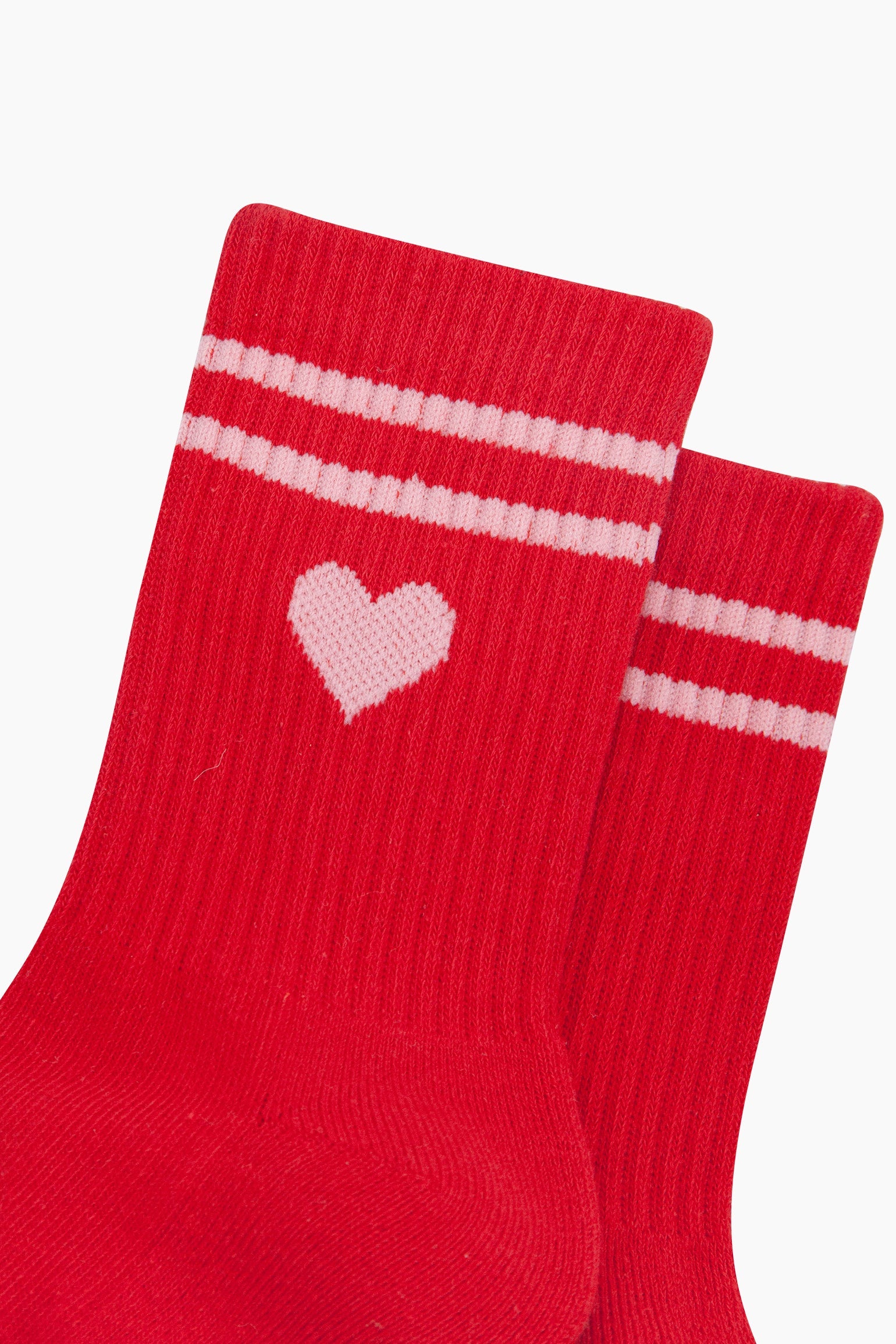 Love-Heart-Combed-Cotton-Sports-Socks-in-Red-Closeup