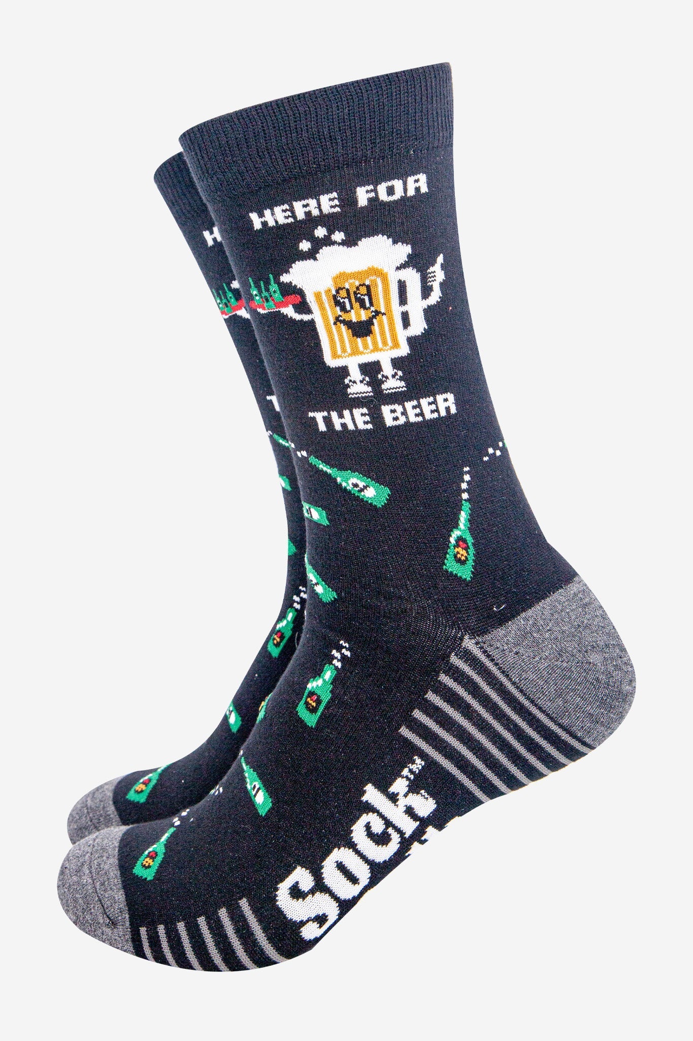 mens-combed-cotton-crew-socks-black-here-for-the-beer-novelty
