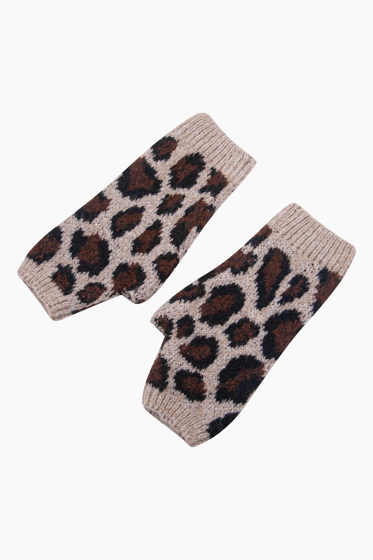 Leopard-Print-Wrist-Warmer-in-Beige