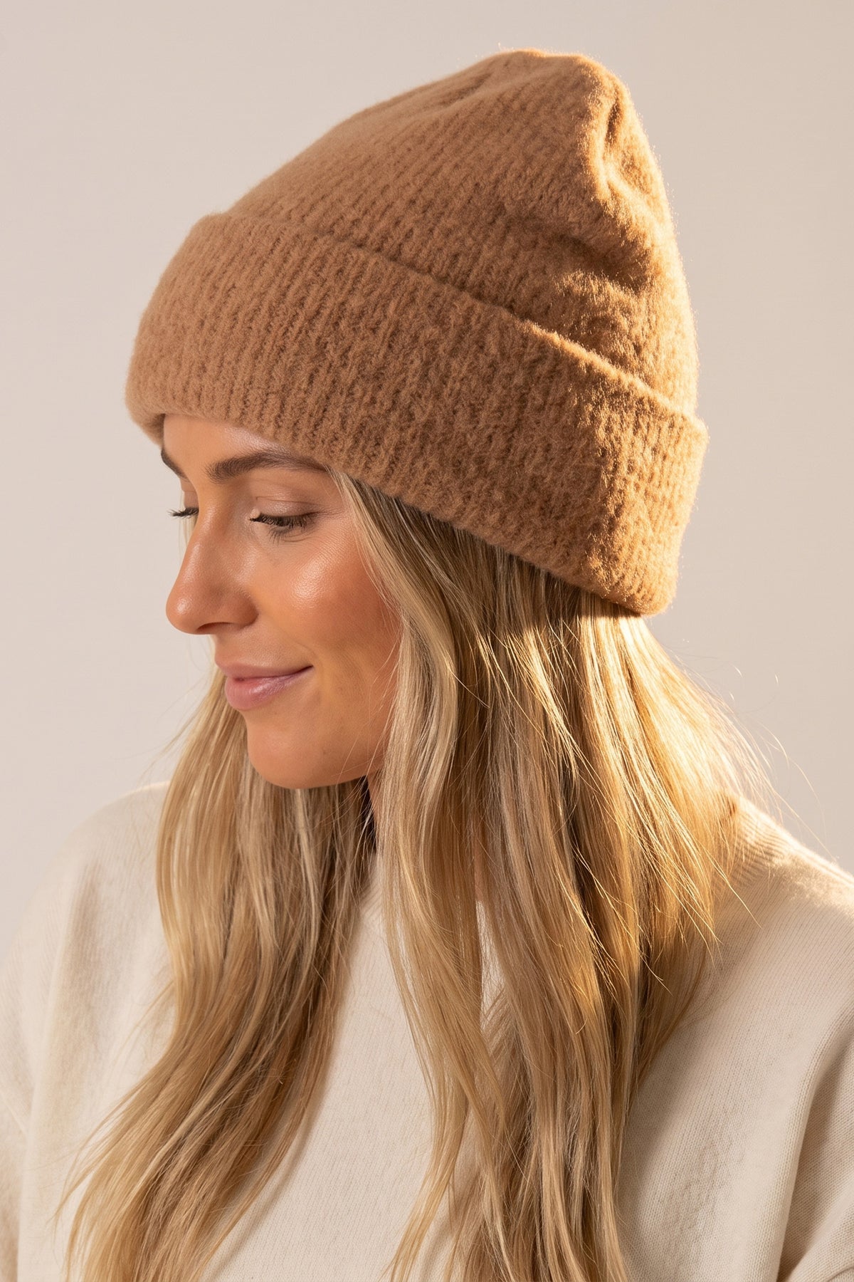 textured-beanie-hat-camel
