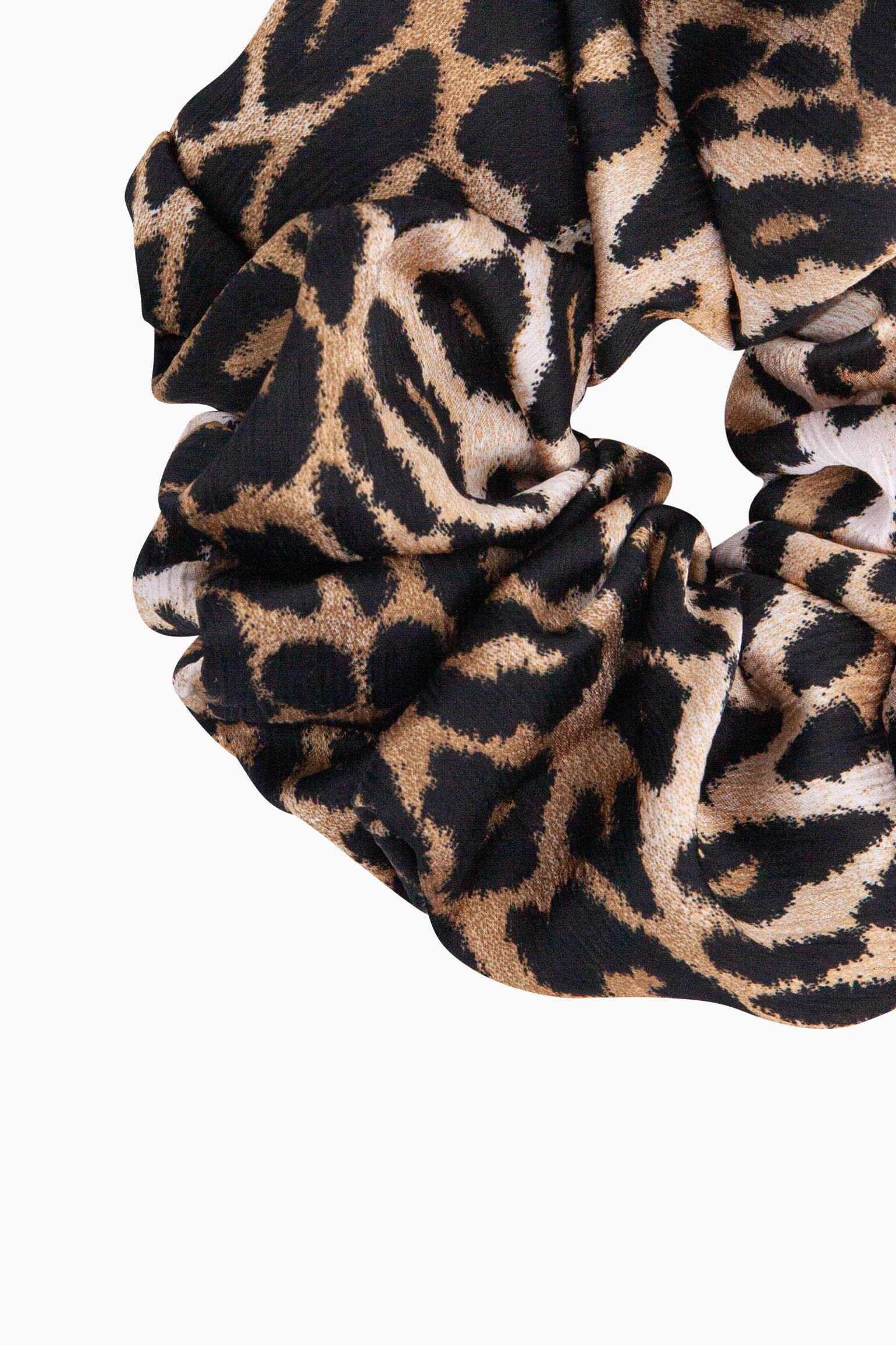 Large-Leopard-Print-Scrunchie-in-Cream-Closeup