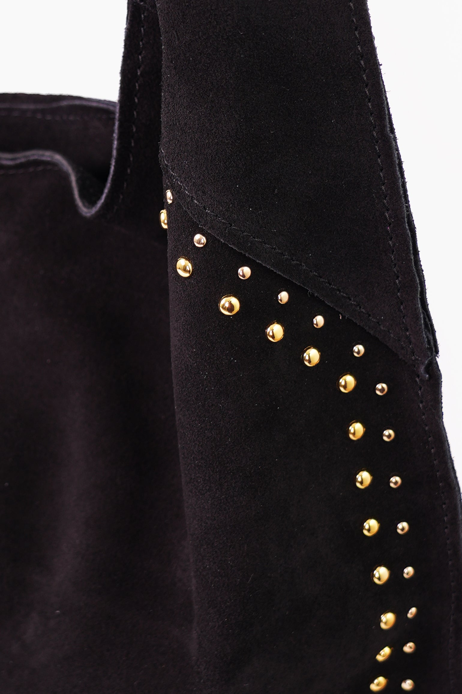eli-italian-suede-leather-shoulder-bag-with-studs-black-close-up