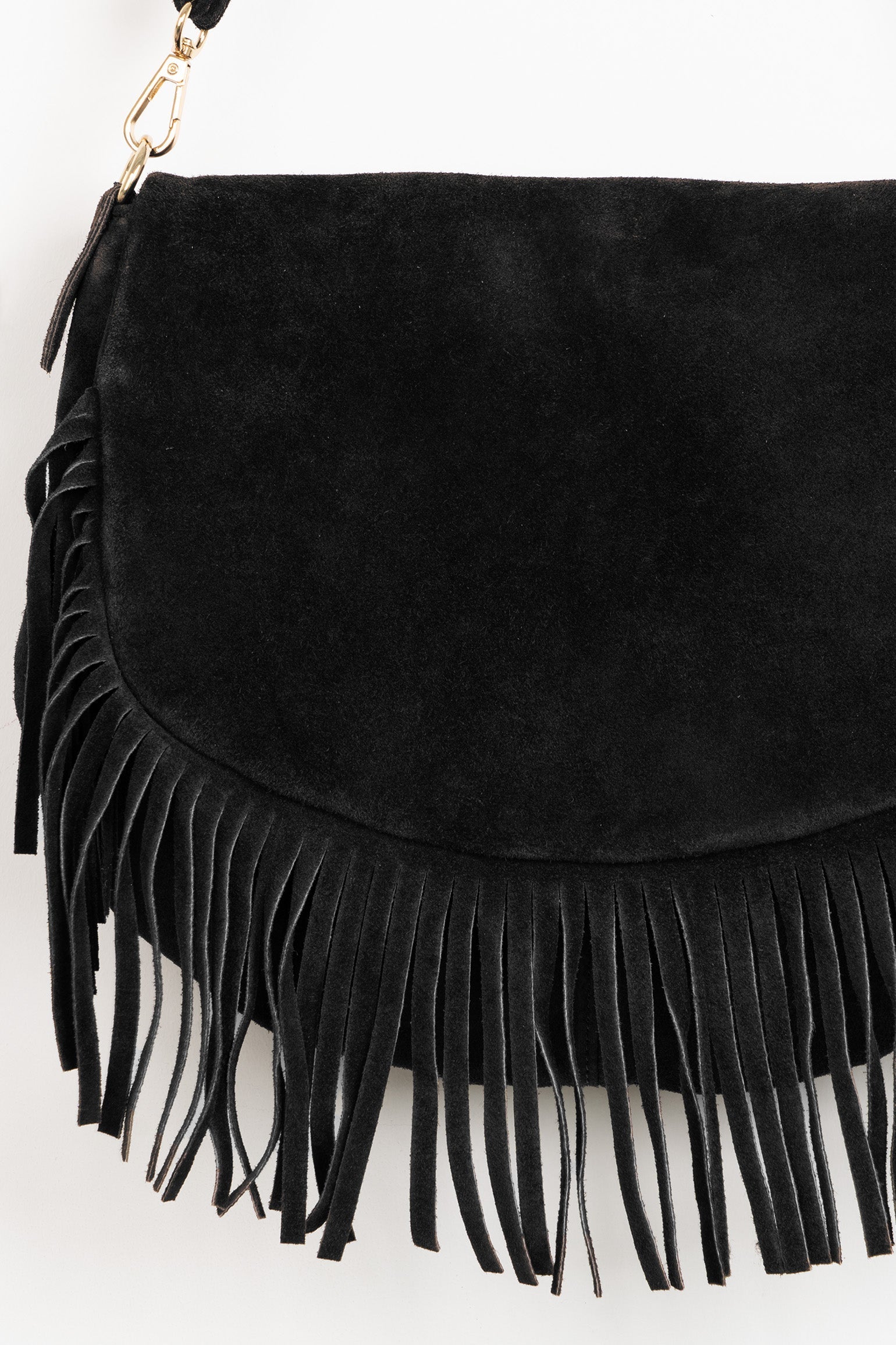 Fringed-Crossbody-Bag-Italian-Suede-Leather-in-Black-Close-Up