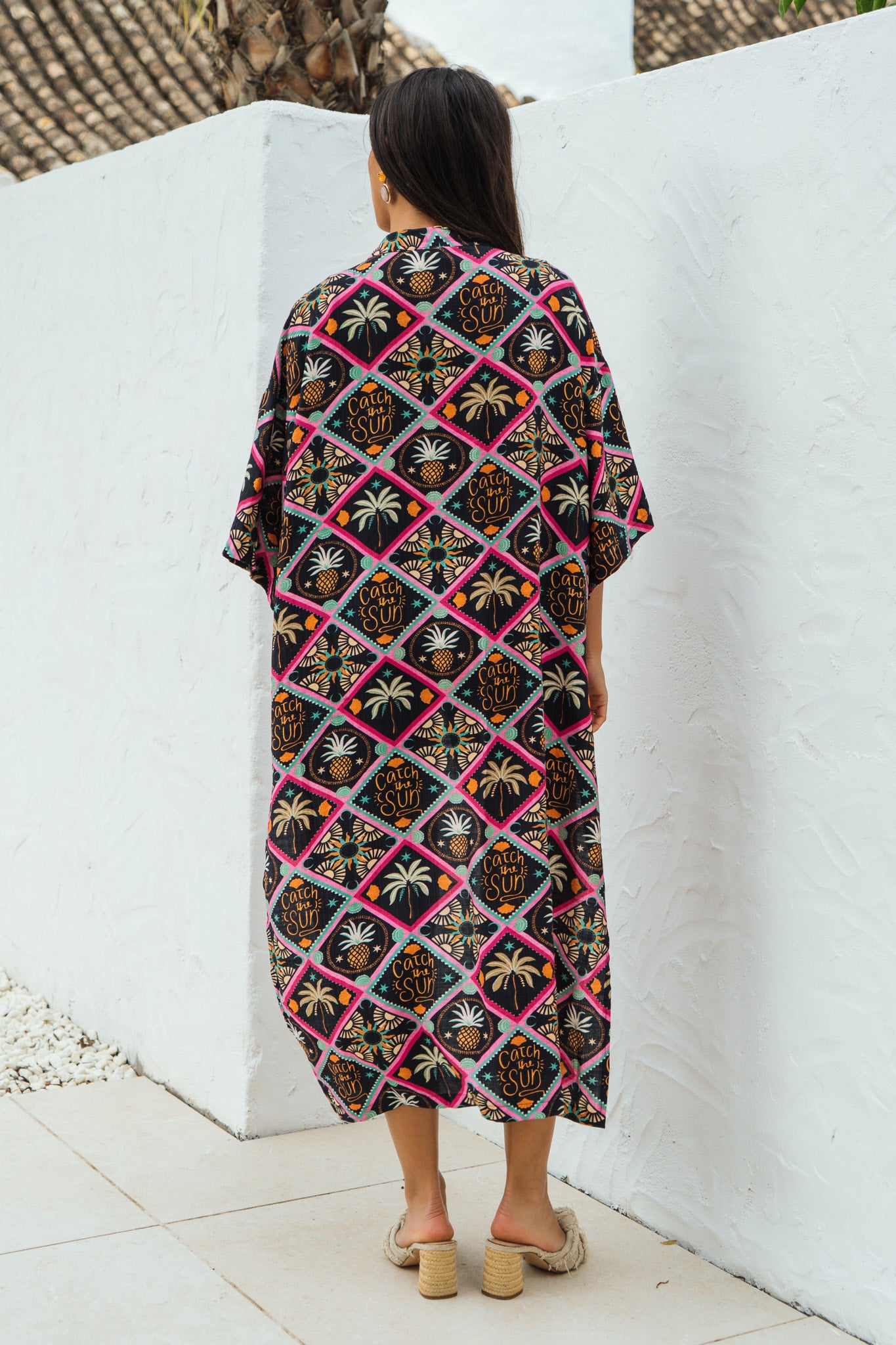 Pineapple-Print-Long-Kimono-in-Black