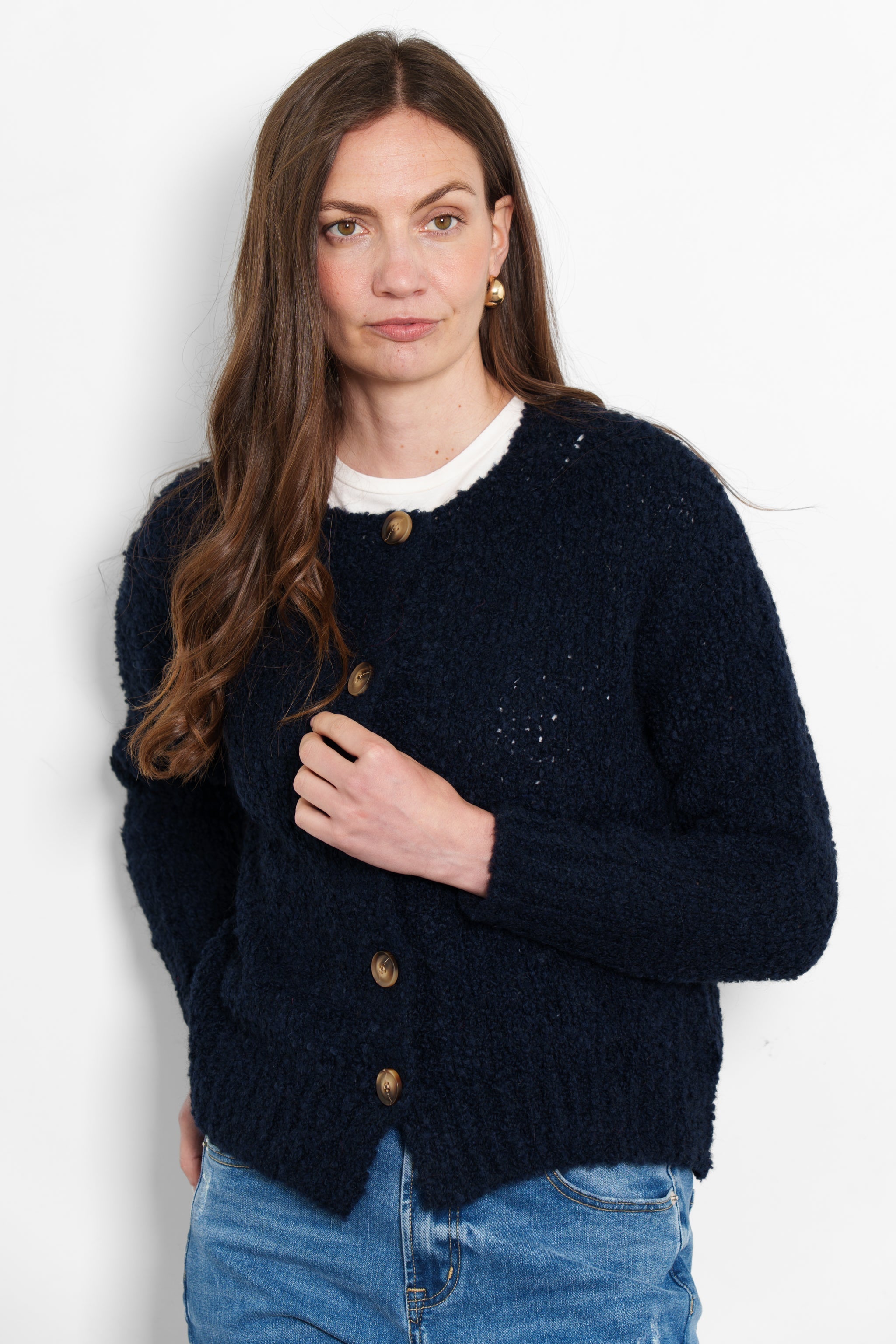 collins-wool-blend-cardigan-navy-blue-boucle-model-styled-blue-jeans