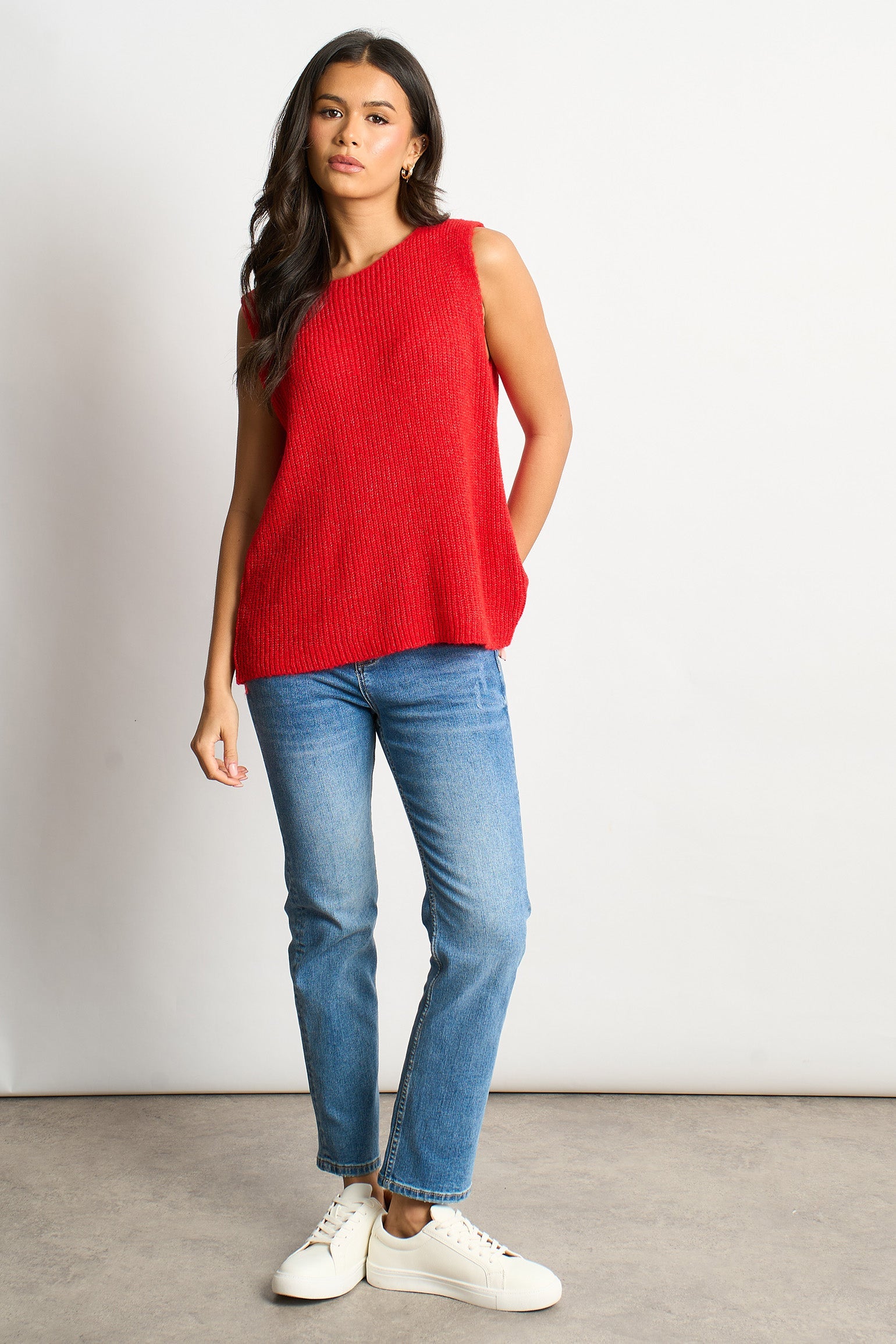 Button-Back-Italian-Wool-Blend-Tank-Top-in-Red-Full-Model