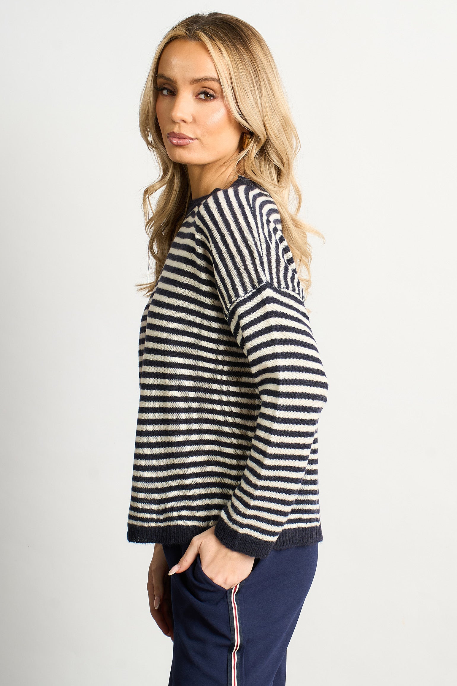 Striped-Italian-Wool-Blend-Knitted-Jumper-in-Navy-Blue-side