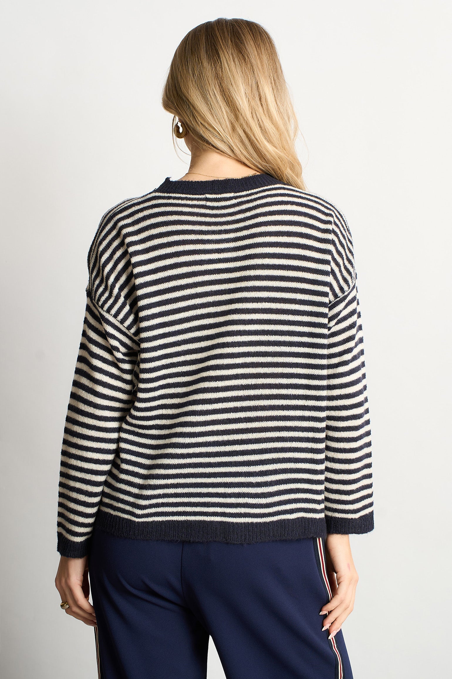 Striped-Italian-Wool-Blend-Knitted-Jumper-in-Navy-Blue-back