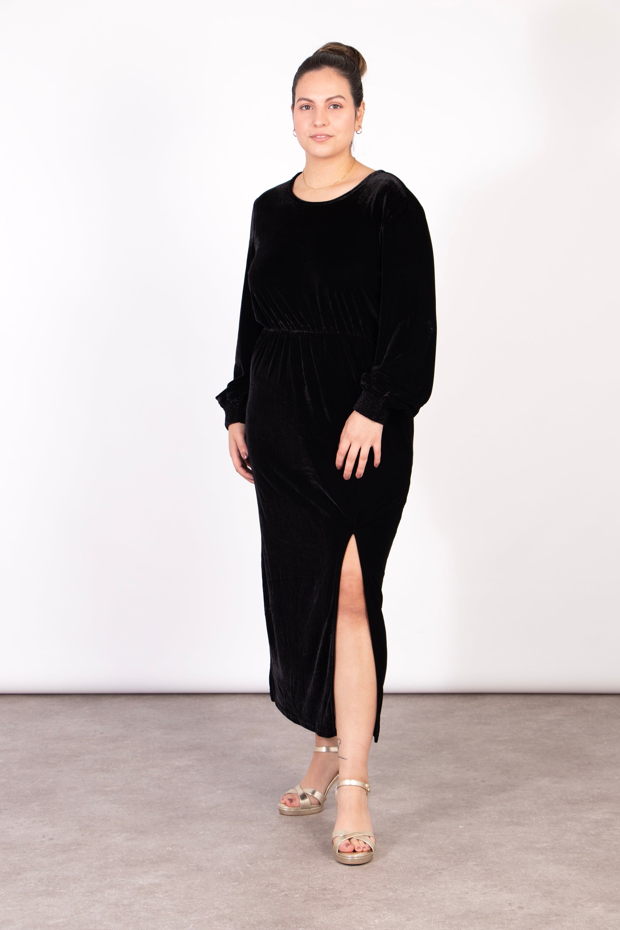 Ella Round Neck Midaxi Dress - Black, Velvet