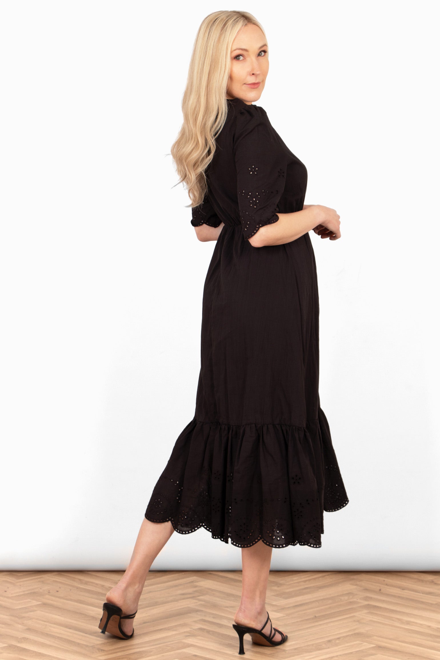 Sarta Cotton Fit And Flare Midaxi Dress Long Black Broderie Anglaise Large (UK 16-18) Sarta Cotton Fit And Flare Midaxi Dress Long Black Broderie Anglaise Large (UK 16-18)