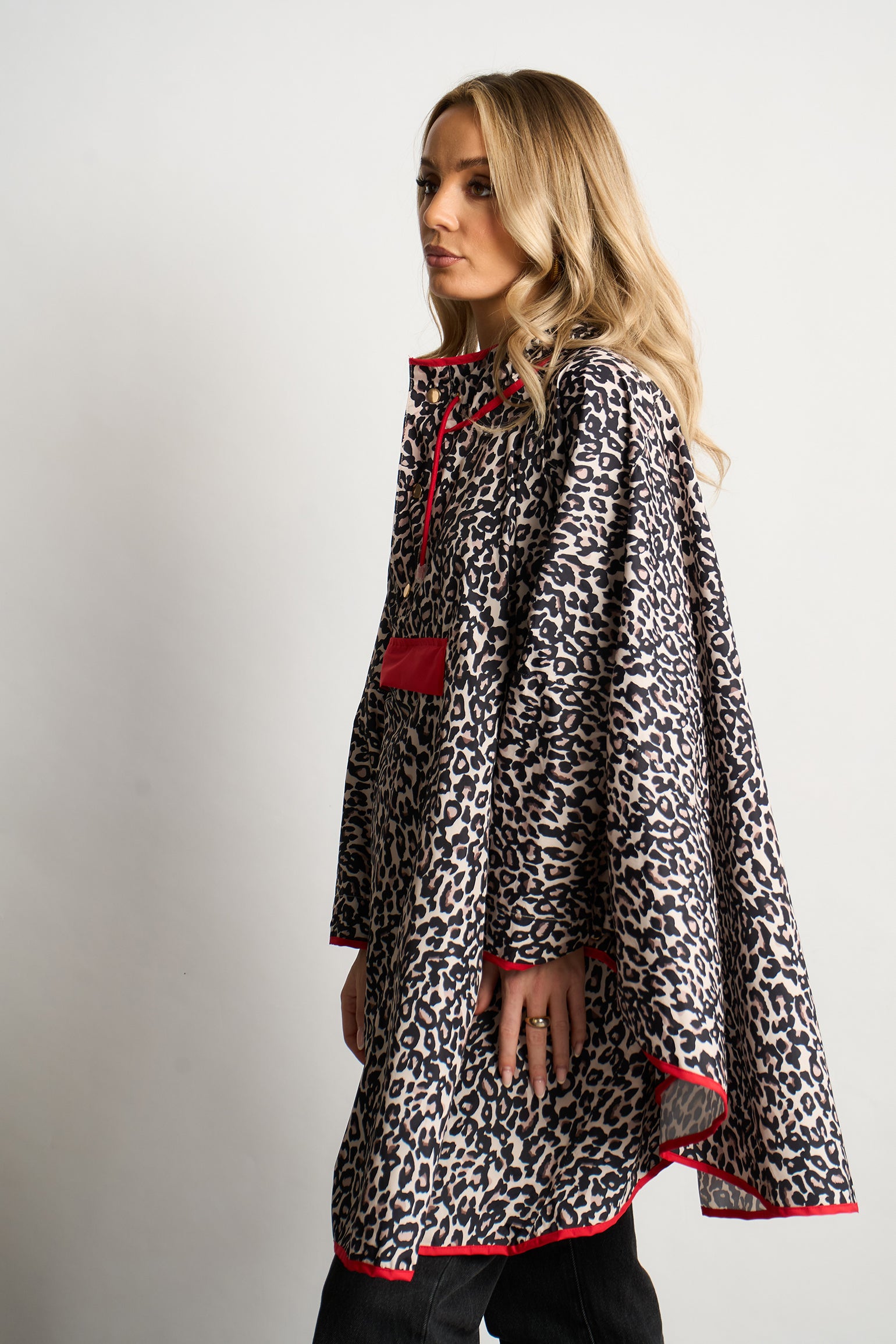 aspen-rain-poncho-cream-red-leopard-print
