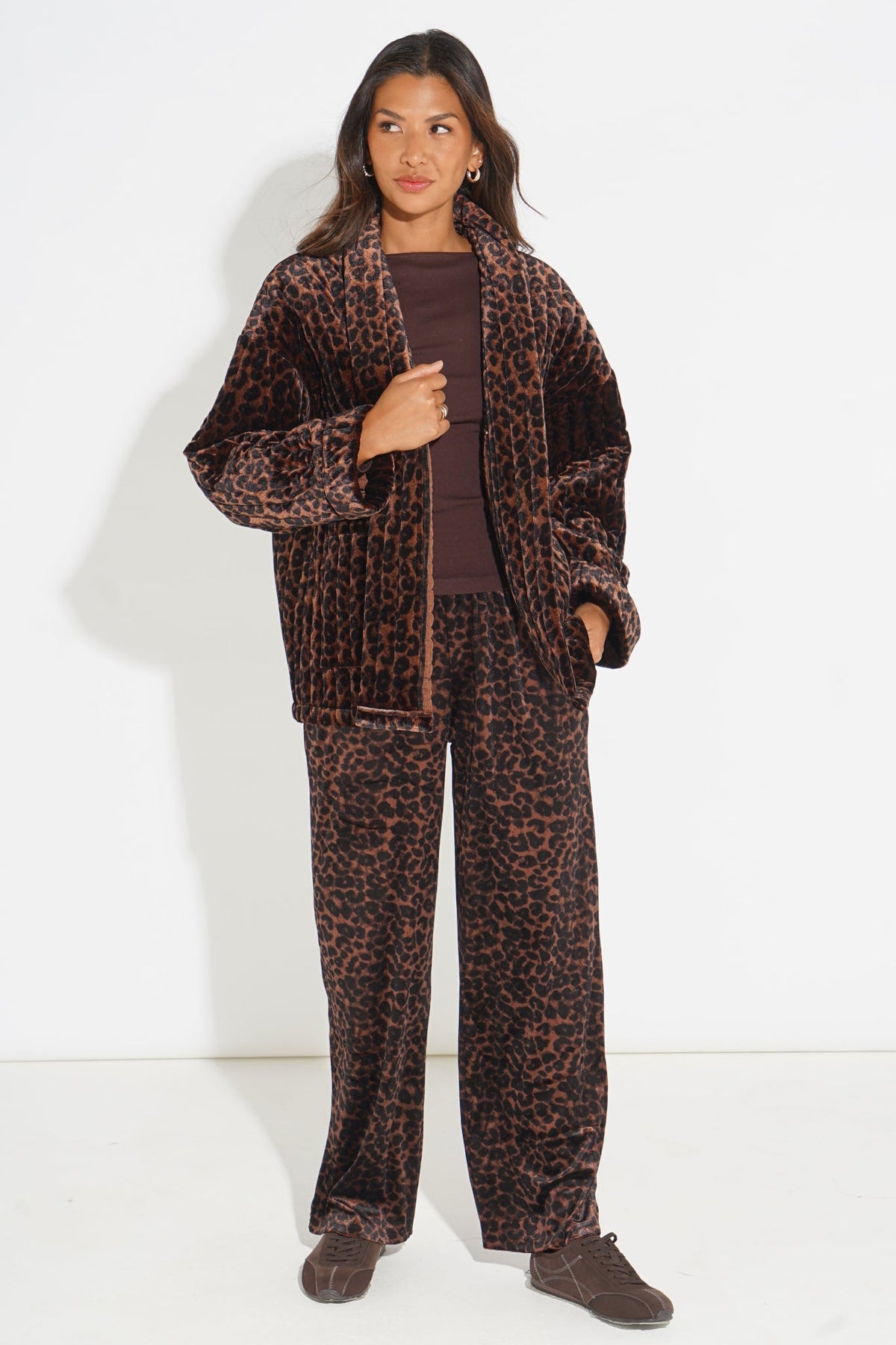 Velvet-Leopard-Print-Kimono-Jacket-in-Brown