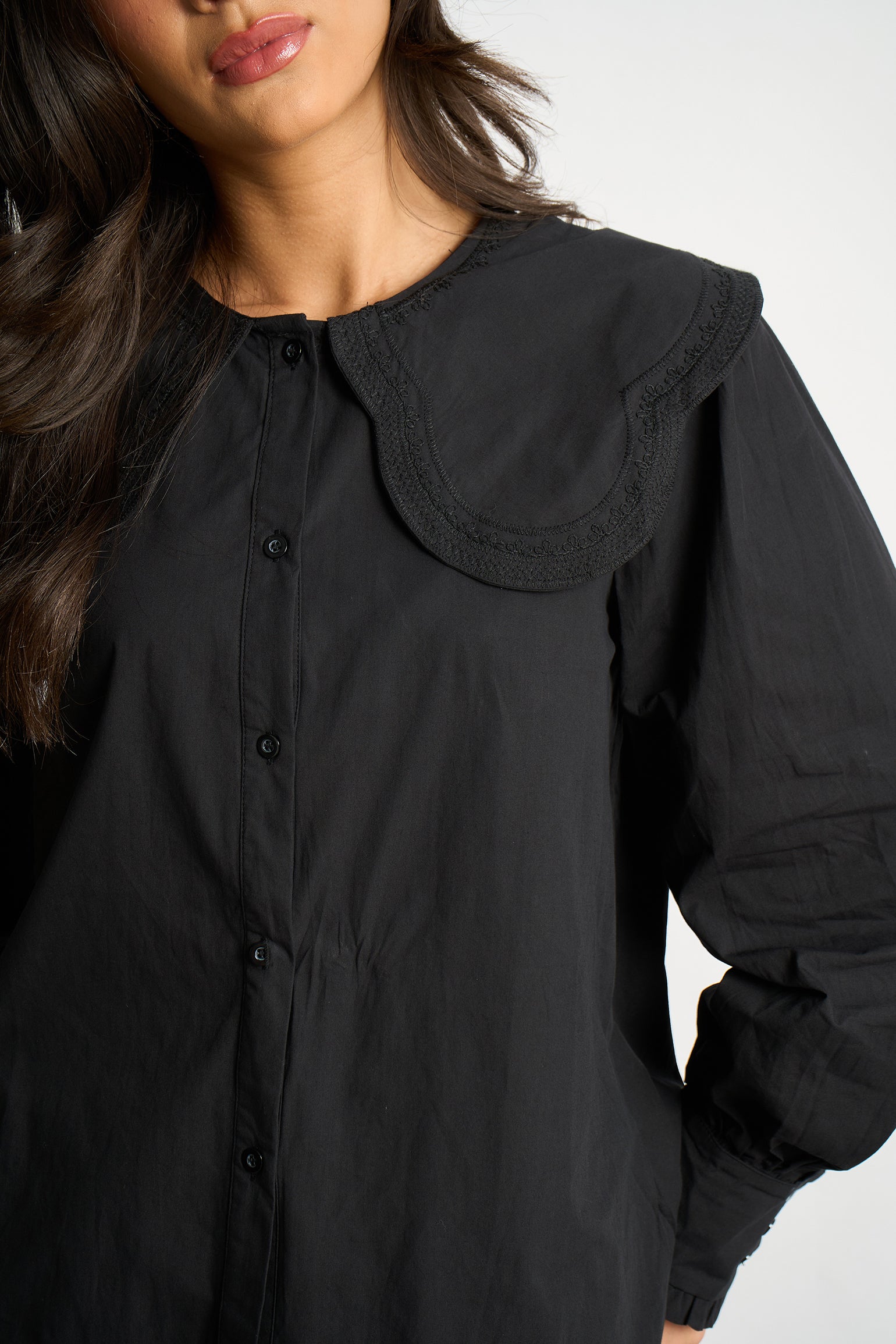 cammie-long-sleeve-cotton-shirt-black-pilgrim-collar-button-front