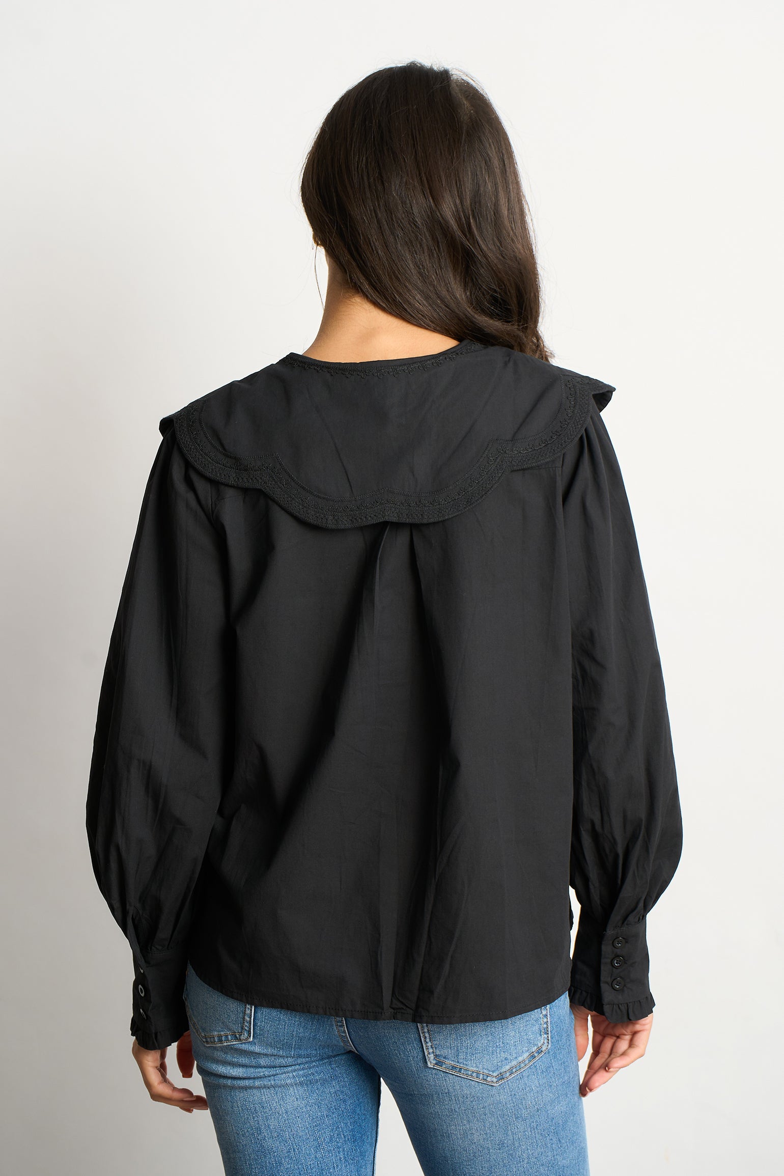 cammie-long-sleeve-cotton-shirt-black-pilgrim-collar-button-front