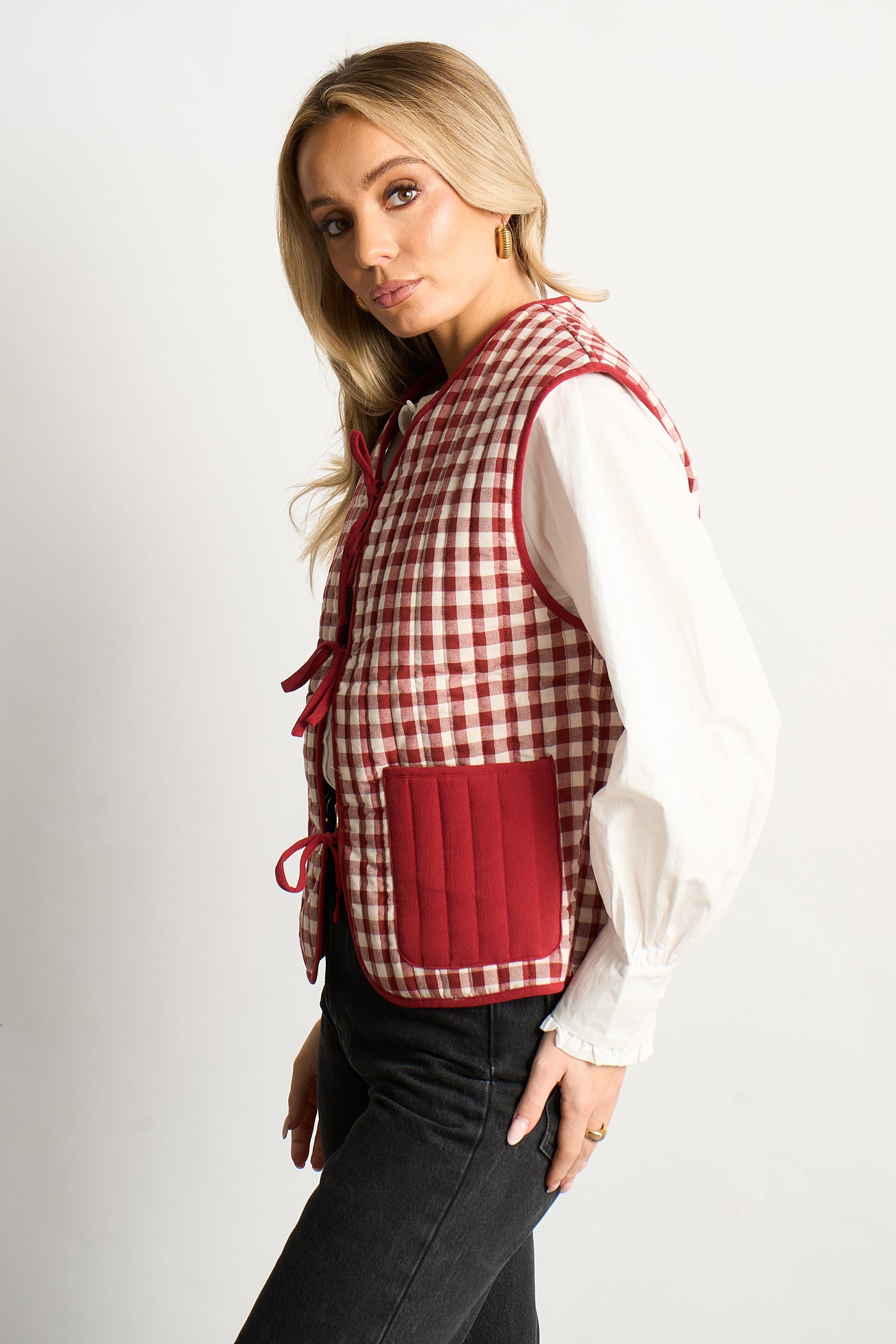 tabby-quilted-reversible-gilet-red-cream-gingham