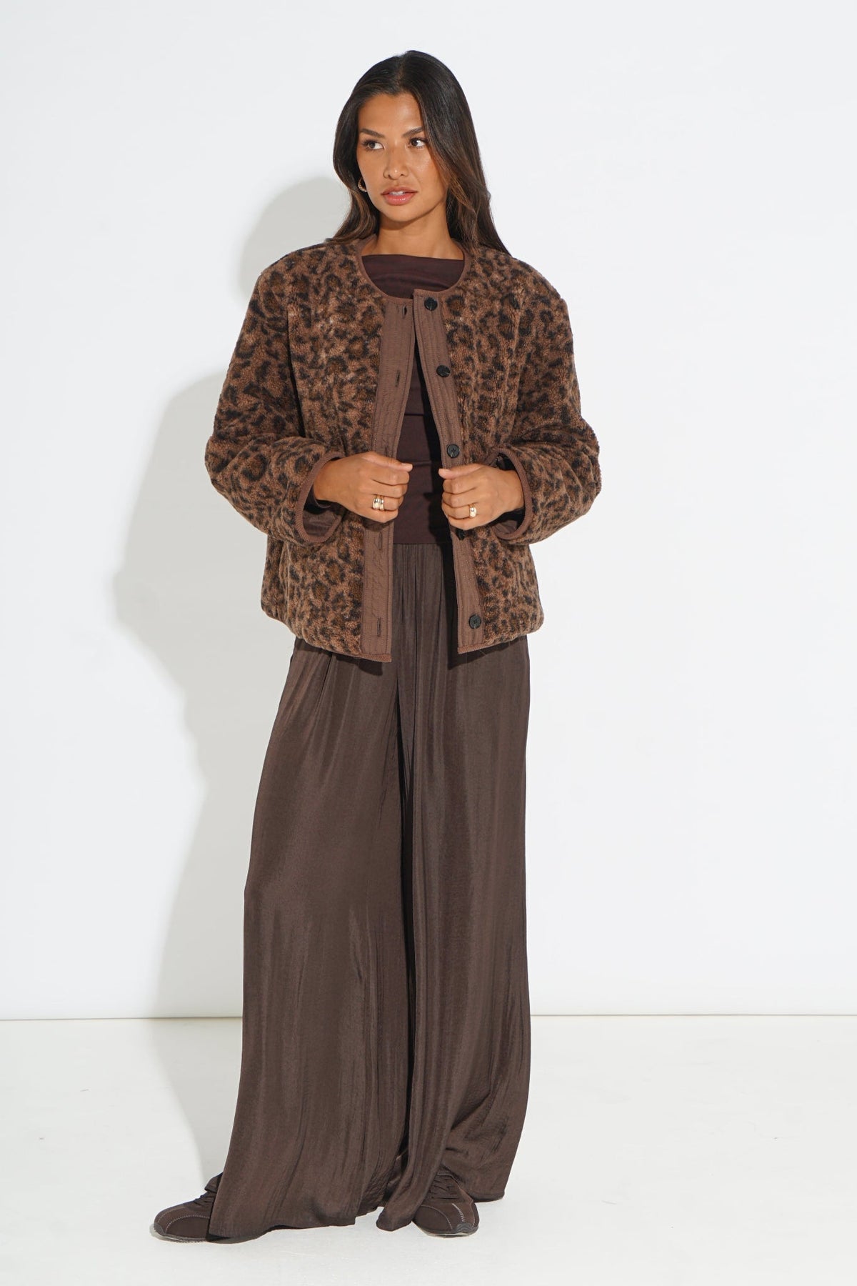 Leopard-Print-Reversible-Jacket-in-Brown
