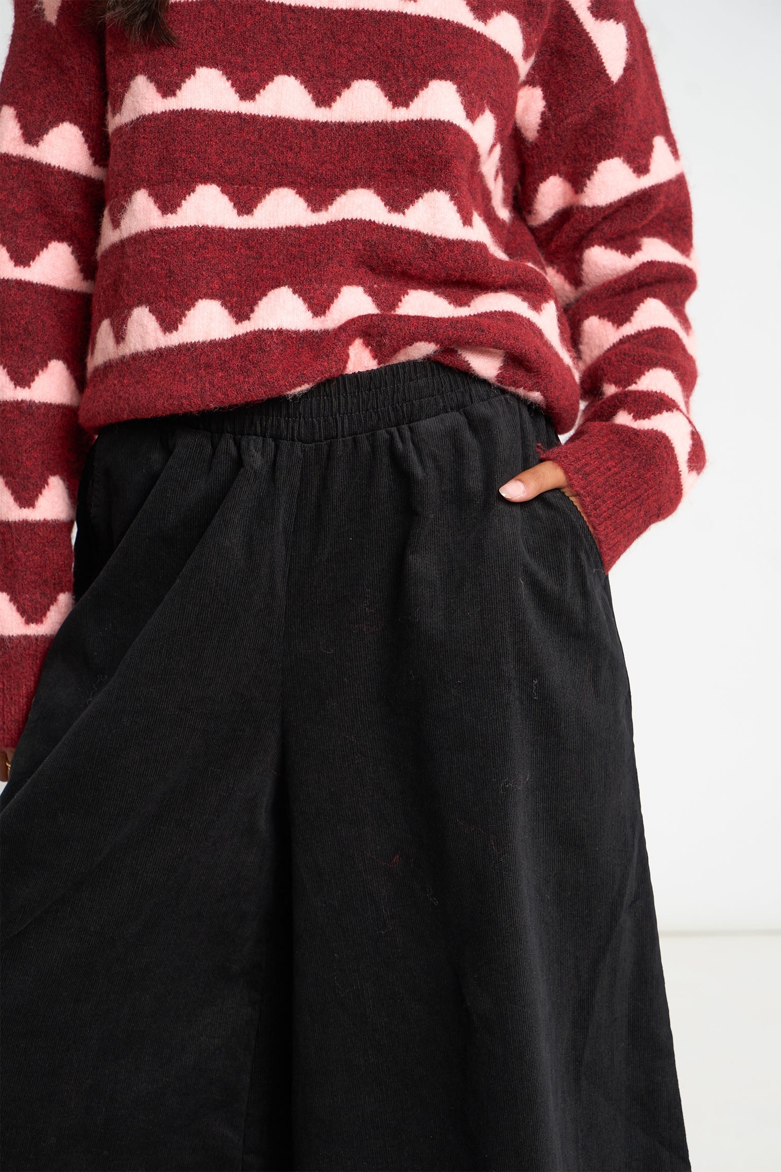 black-cord-wide-leg-culottes