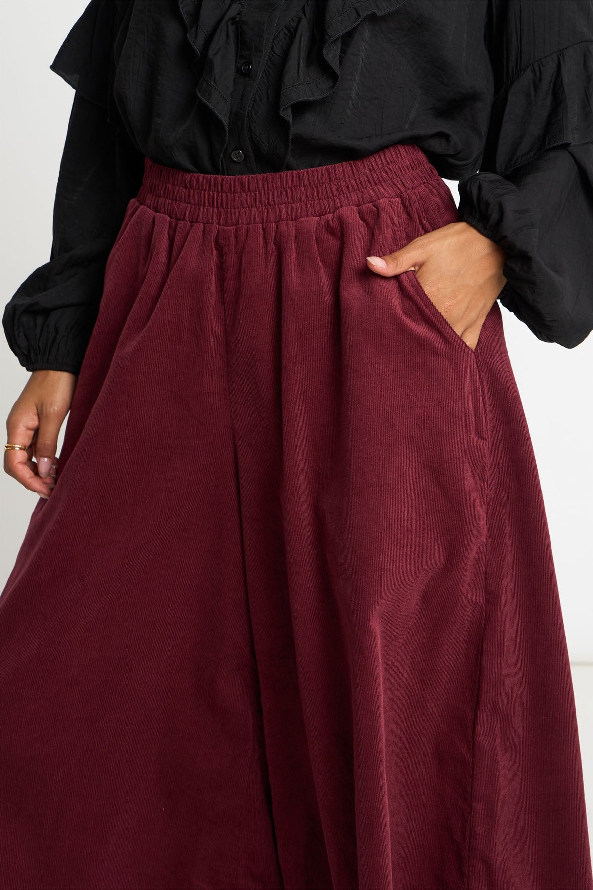 berry-wide-leg-cord-culottes