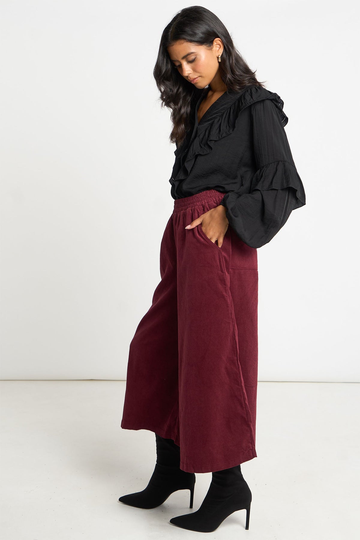 berry-wide-leg-cord-culottes